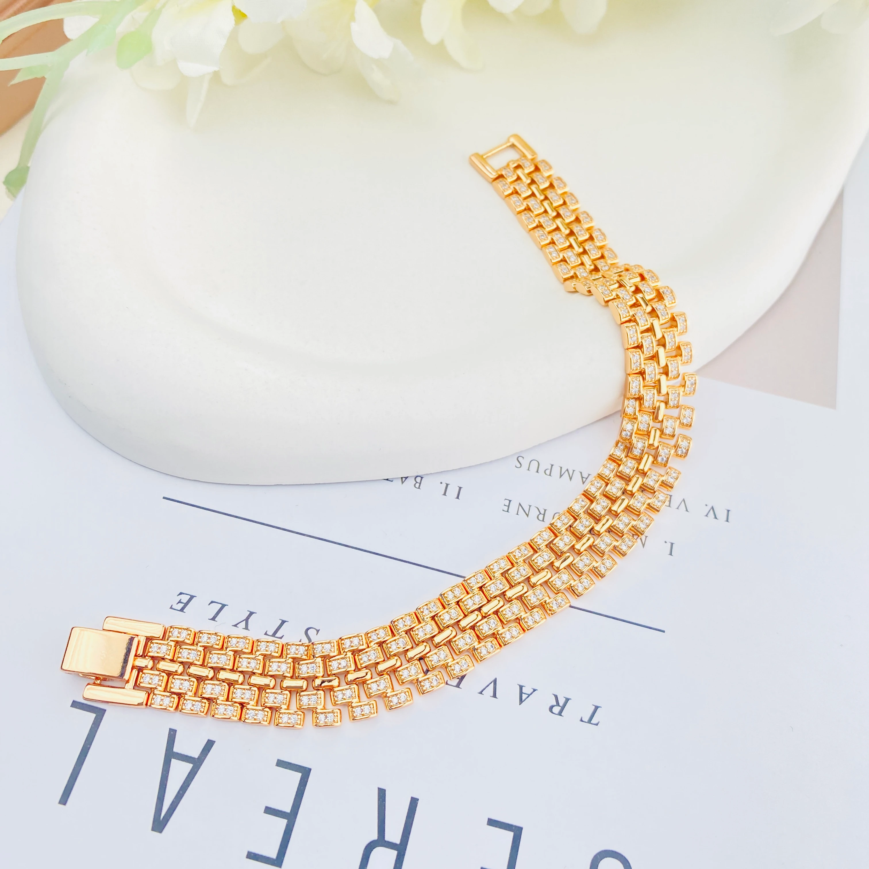 Hasır Bileklik Kuyumcu Model Zirkon Taşlı Çelik Kararmaz Xuping Vip Seri Rose