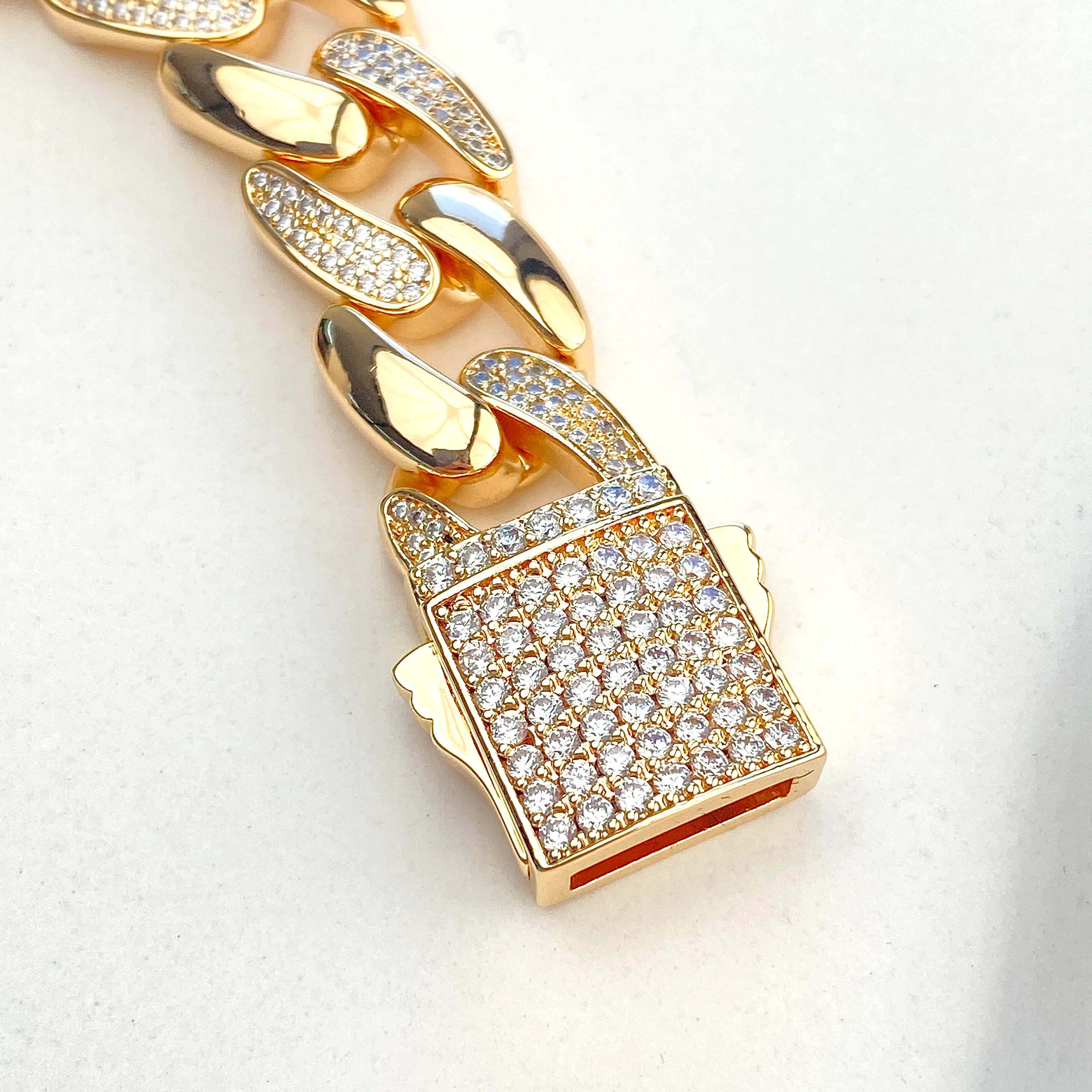 Gurmet Bileklik Tam Tur Zirkon Taşlı Kalın Zincir Çelik Kararmaz Xuping Rose 1,4cm