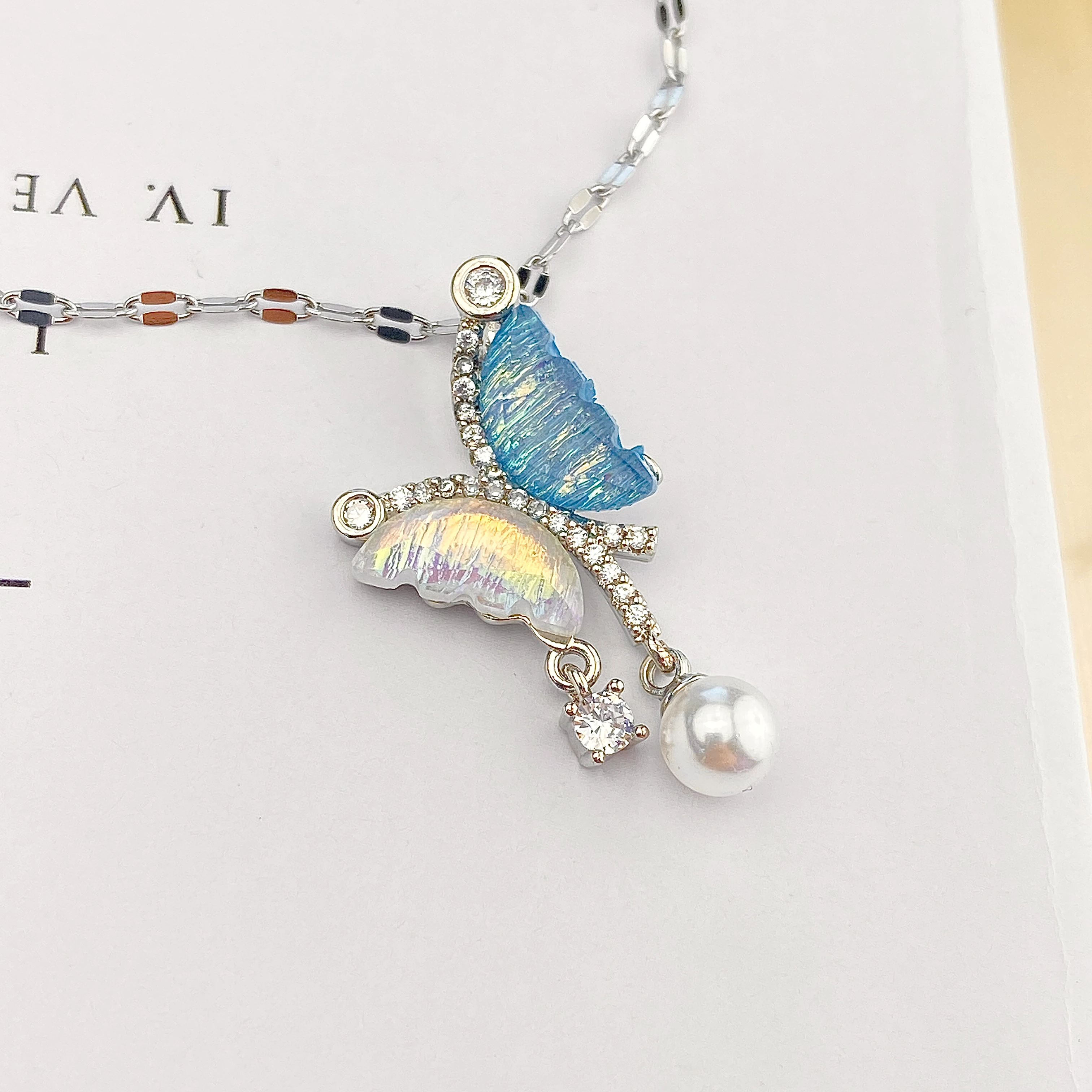 Kadın Kolye Zirkon Taşlı İnci Kelebek Kolye Gümüş 45cm