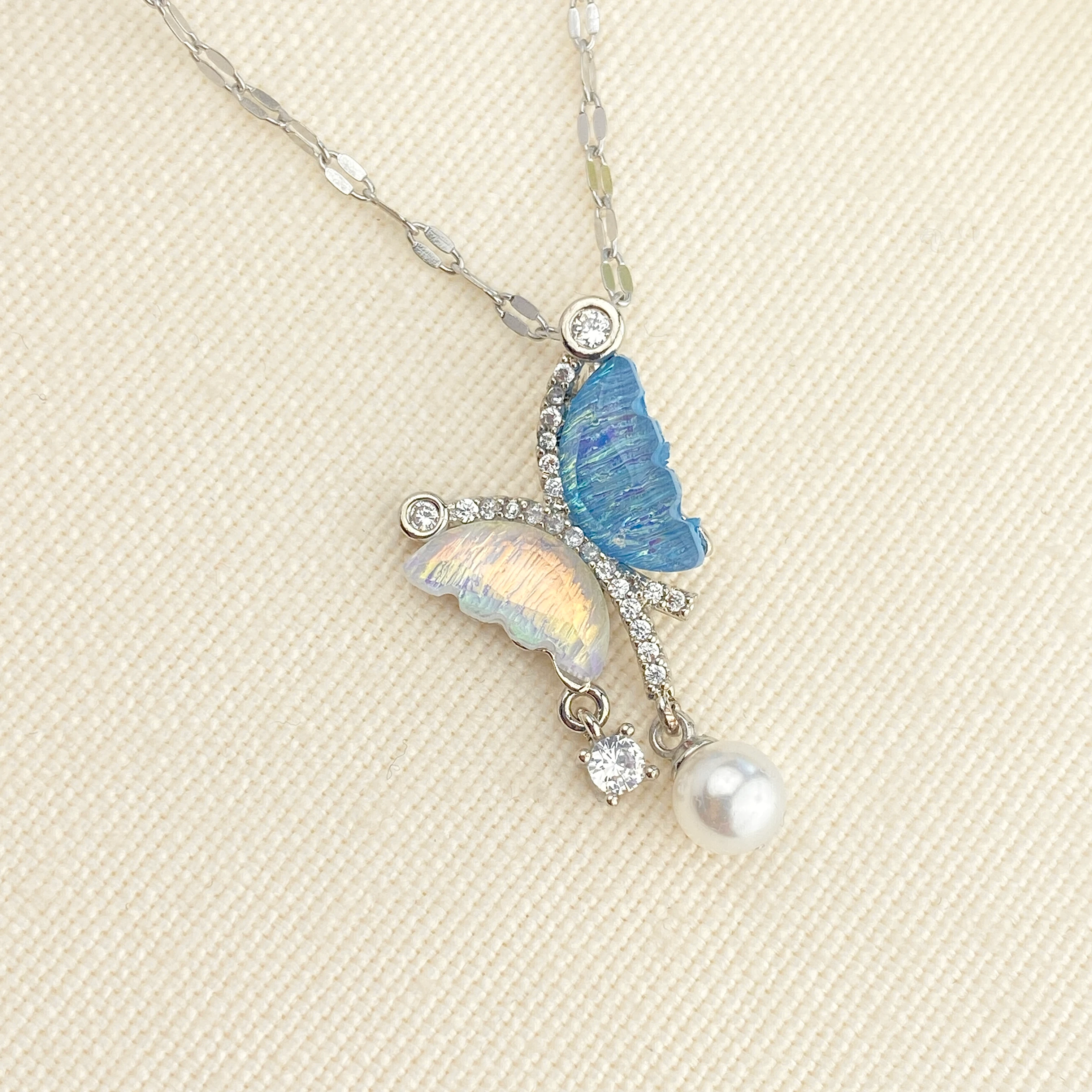 Kadın Kolye Zirkon Taşlı İnci Kelebek Kolye Gümüş 45cm