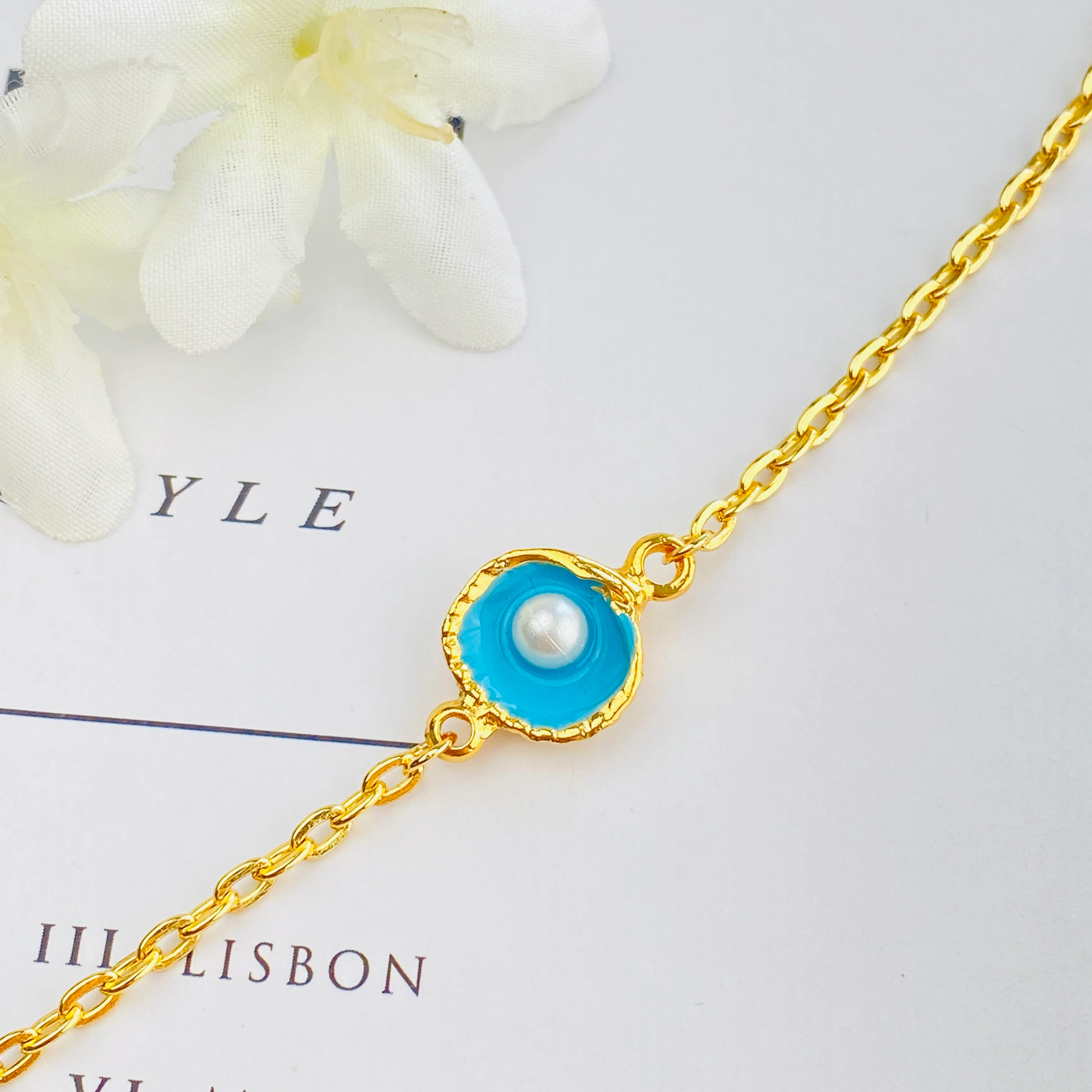 Mineli Bileklik İncili Deniz Kabuğu Bileklik Pirinç Gold 17+5cm