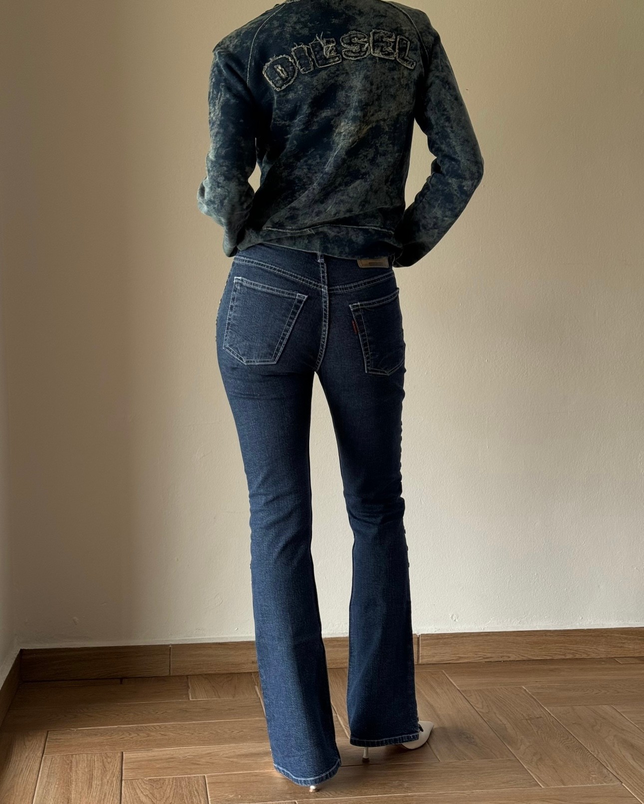 Zımba Detaylı Vintage Jean