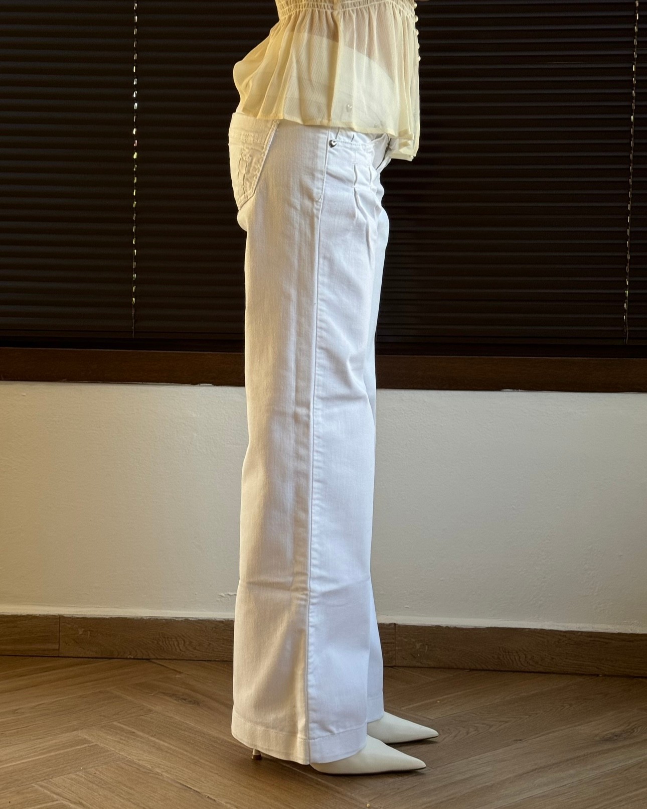 White Low Waist Pants