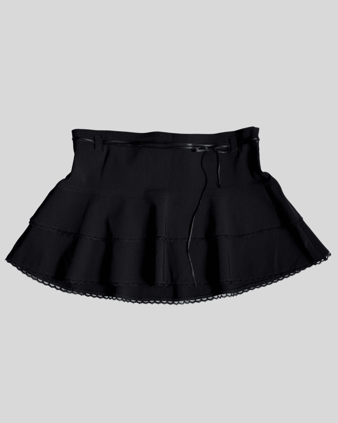 Kurdele Detaylı Mini Etek
