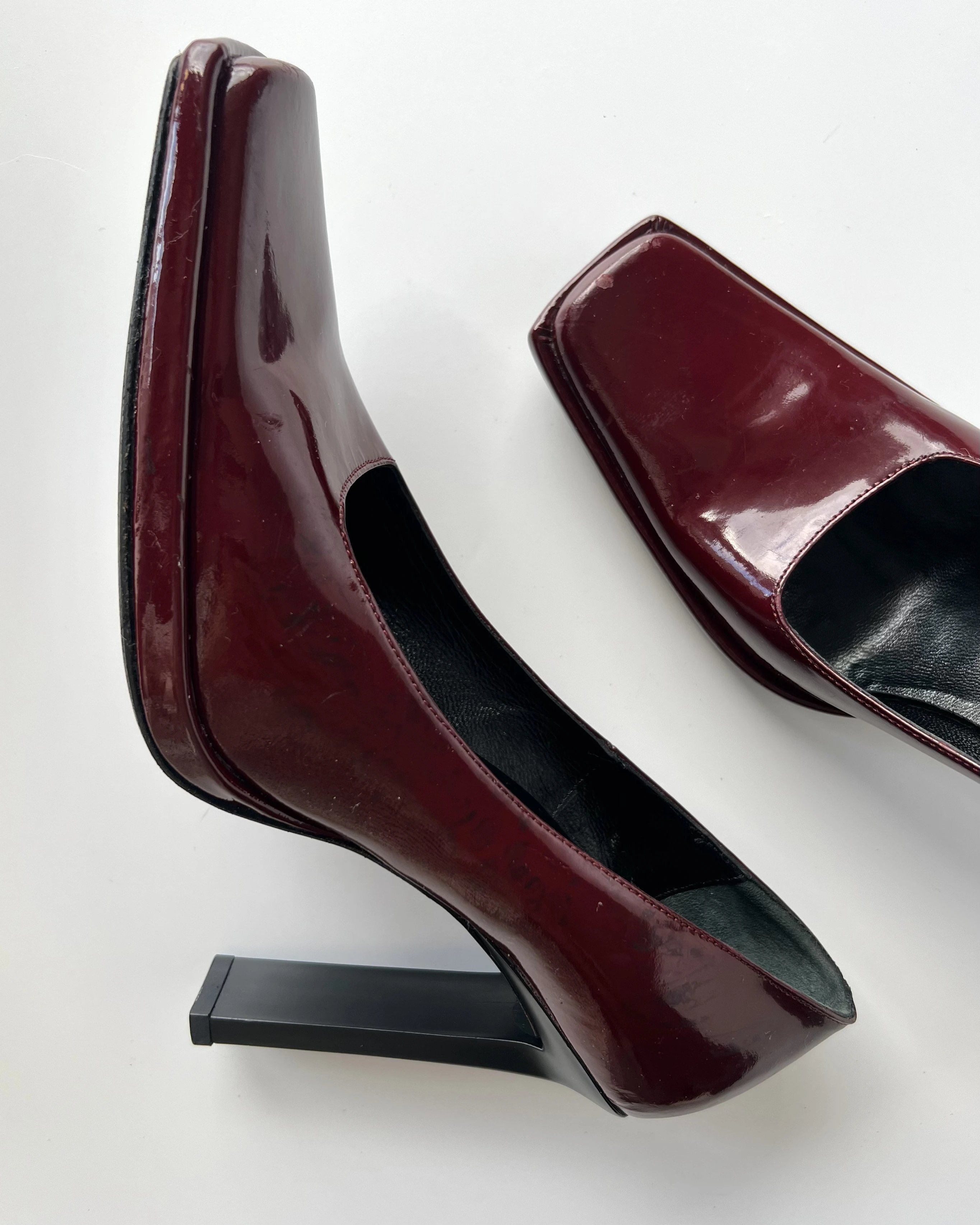 Nursace Patent Leather Heels