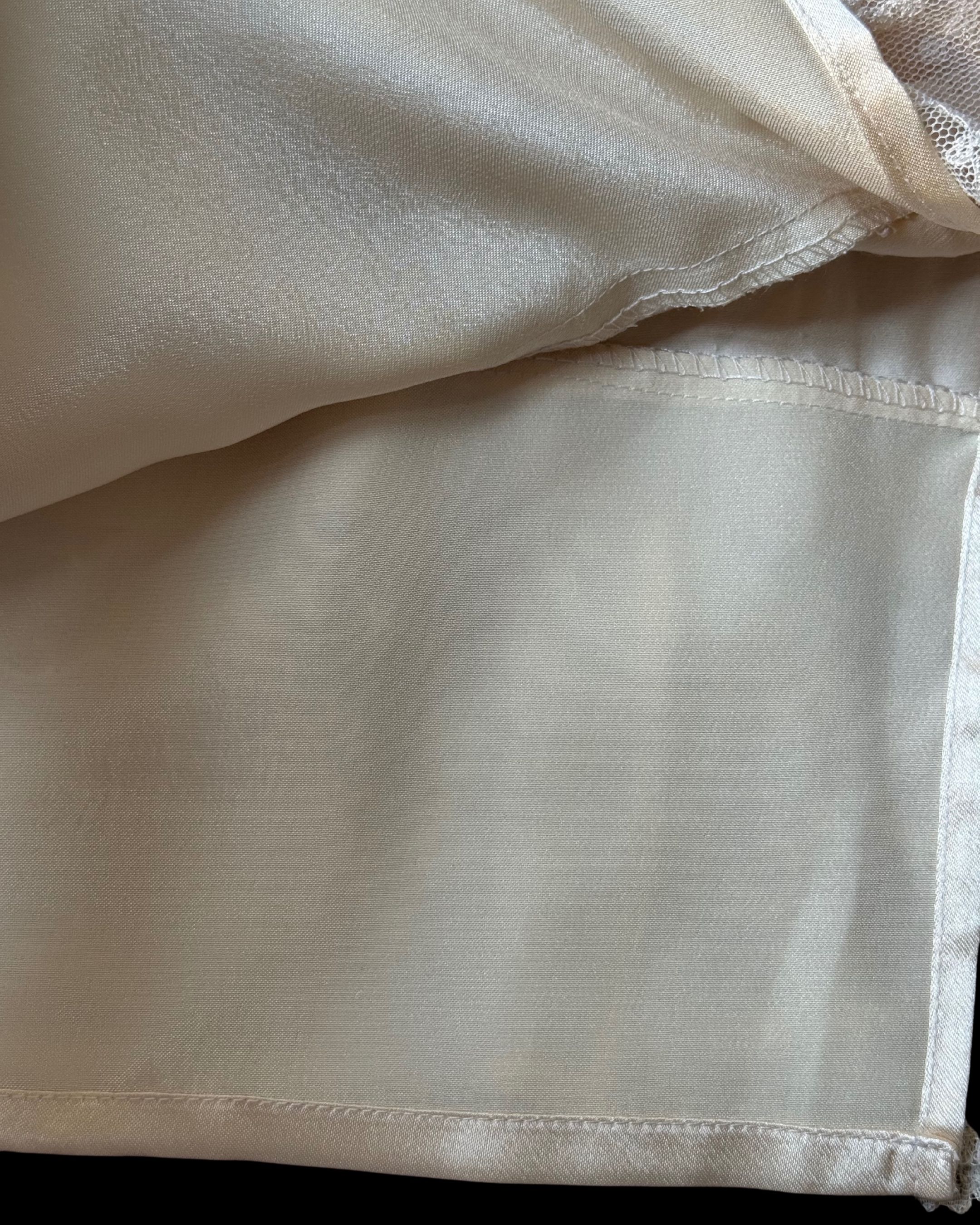 Dantel Detaylı Krem Etek