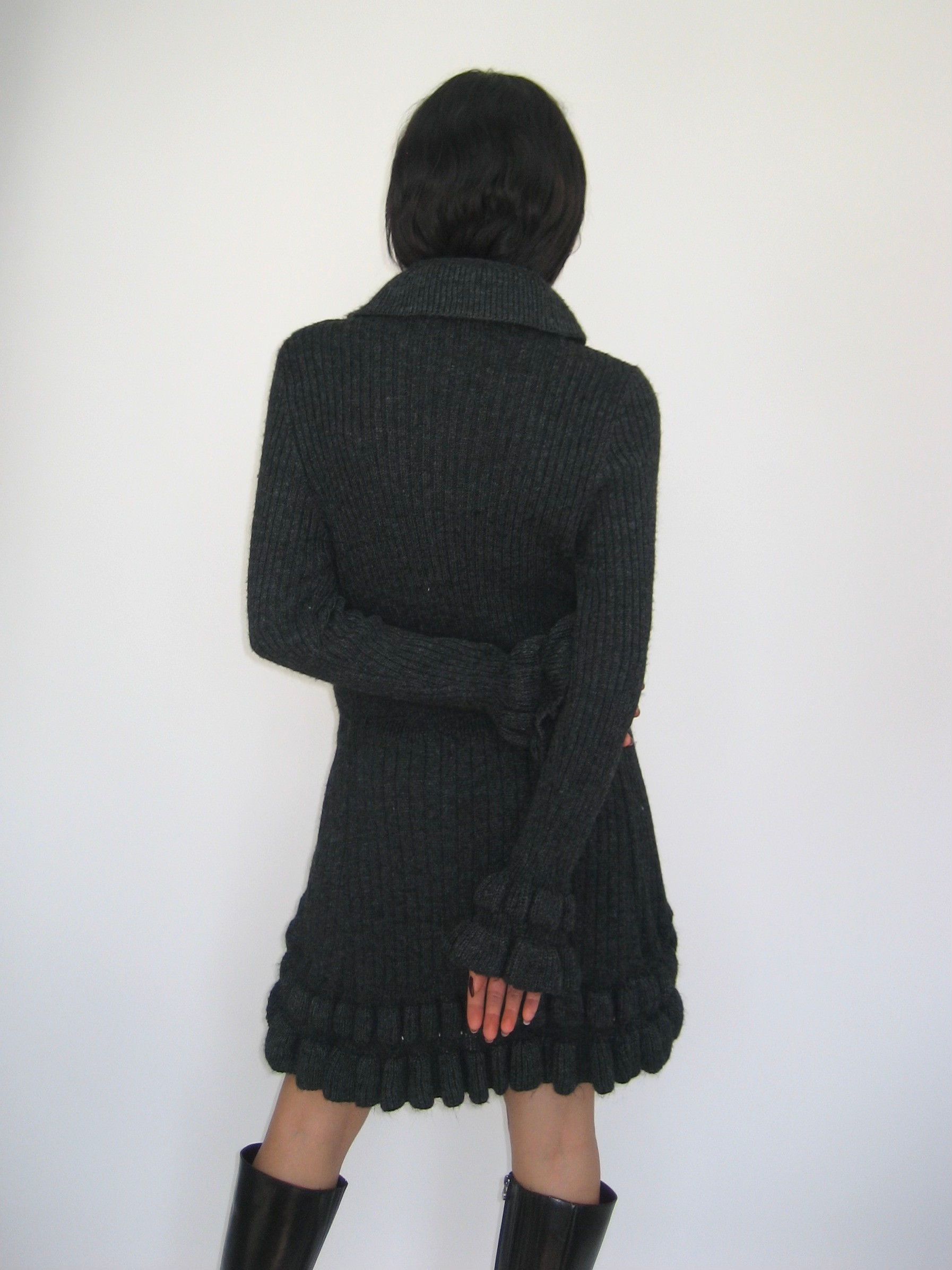 Ruffle Detailed Cardigan