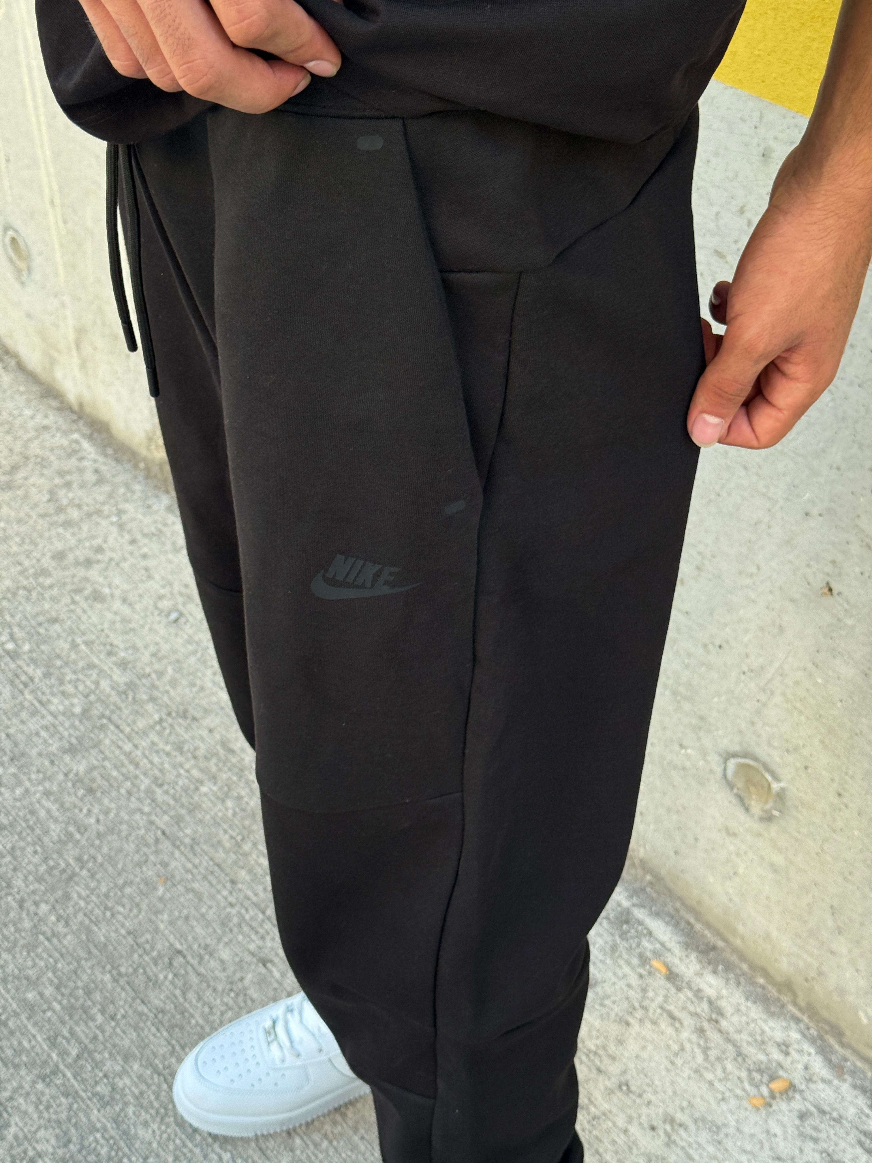 Nike 2025 Tech Fleece Jogger  l  N-1088