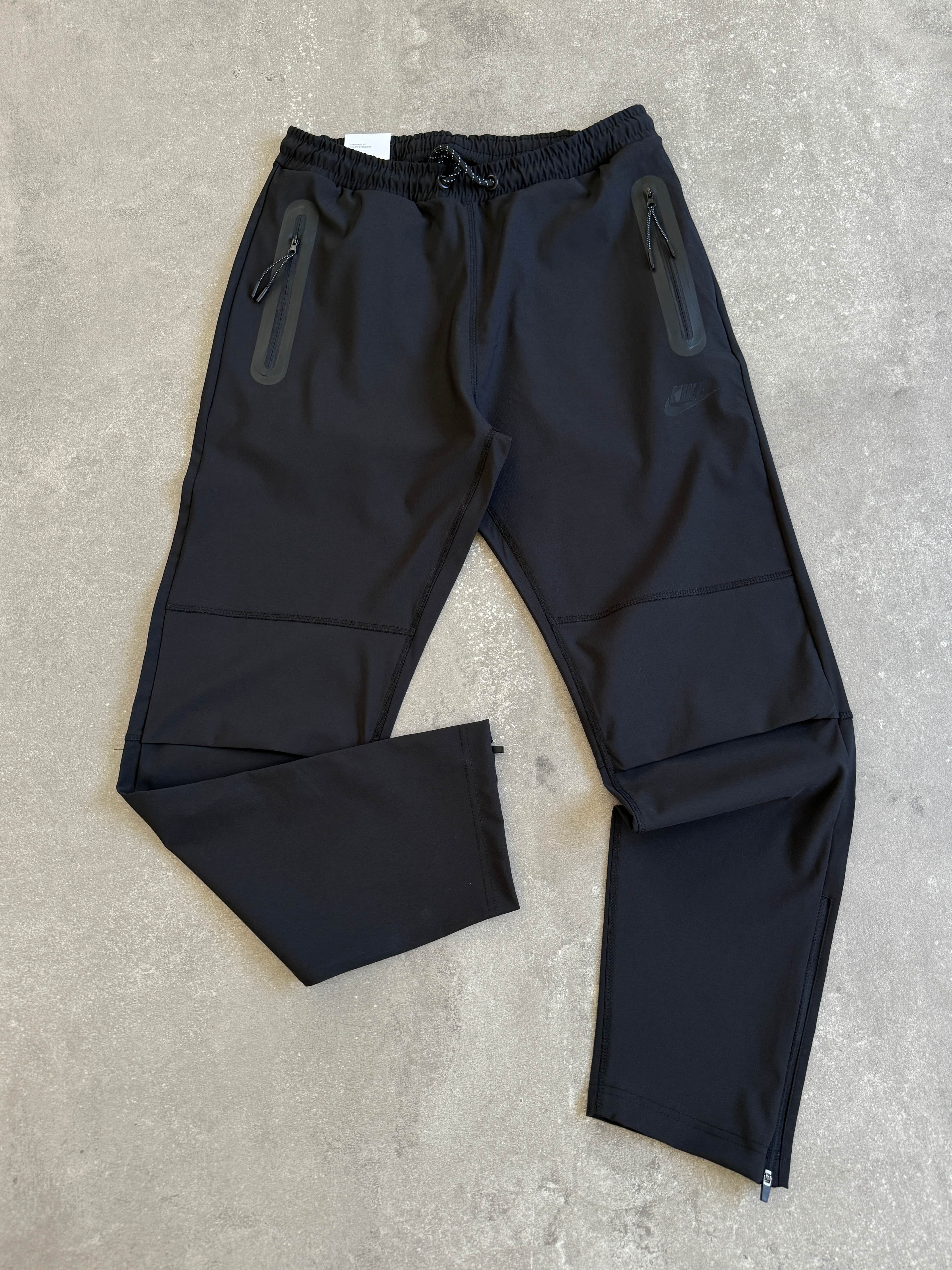 Nike  Tech Fleece Woven Windrunner Pants l N-1098