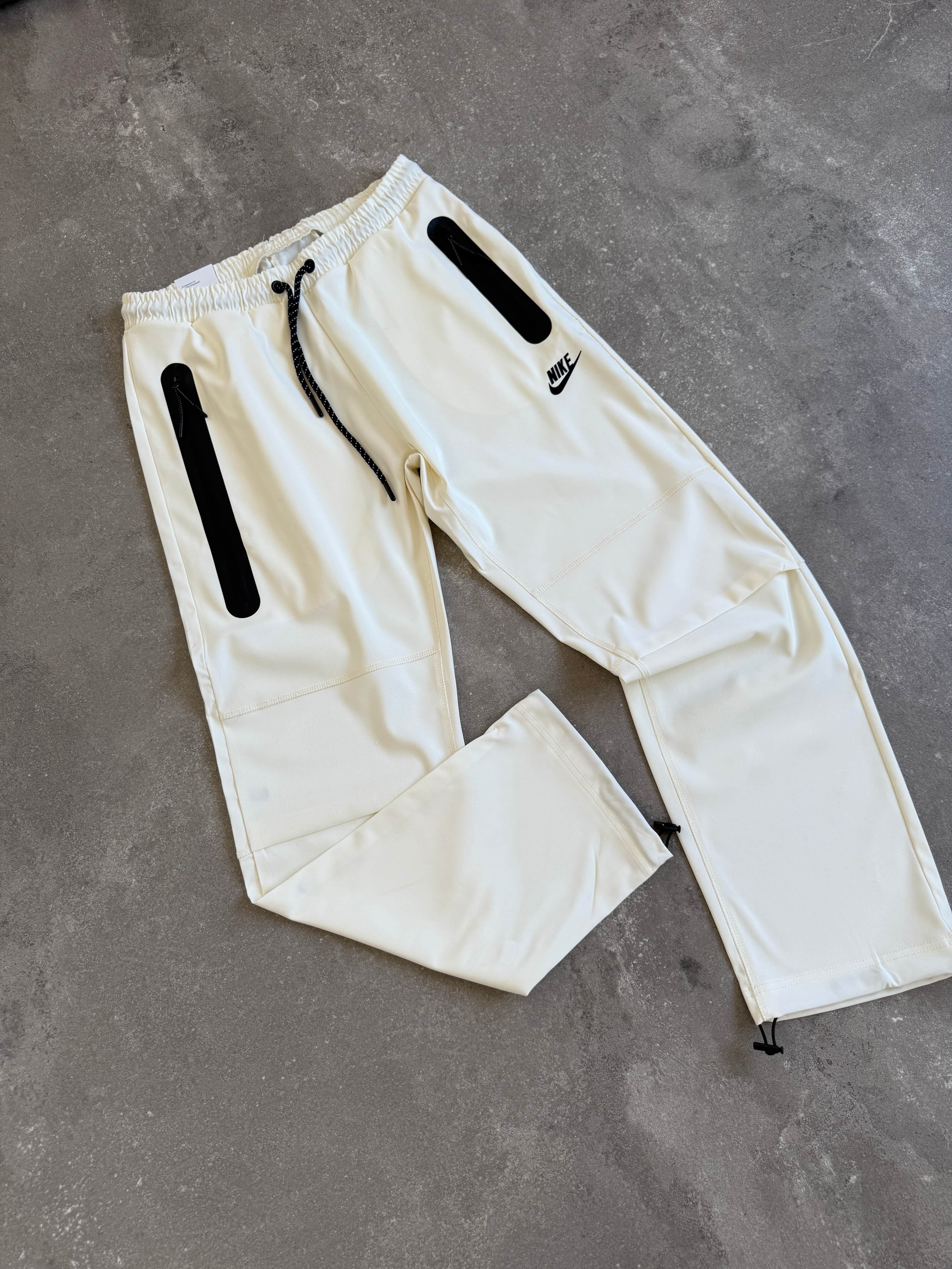 Nike  Tech Fleece Woven Windrunner Pants l N-1098 - Beyaz