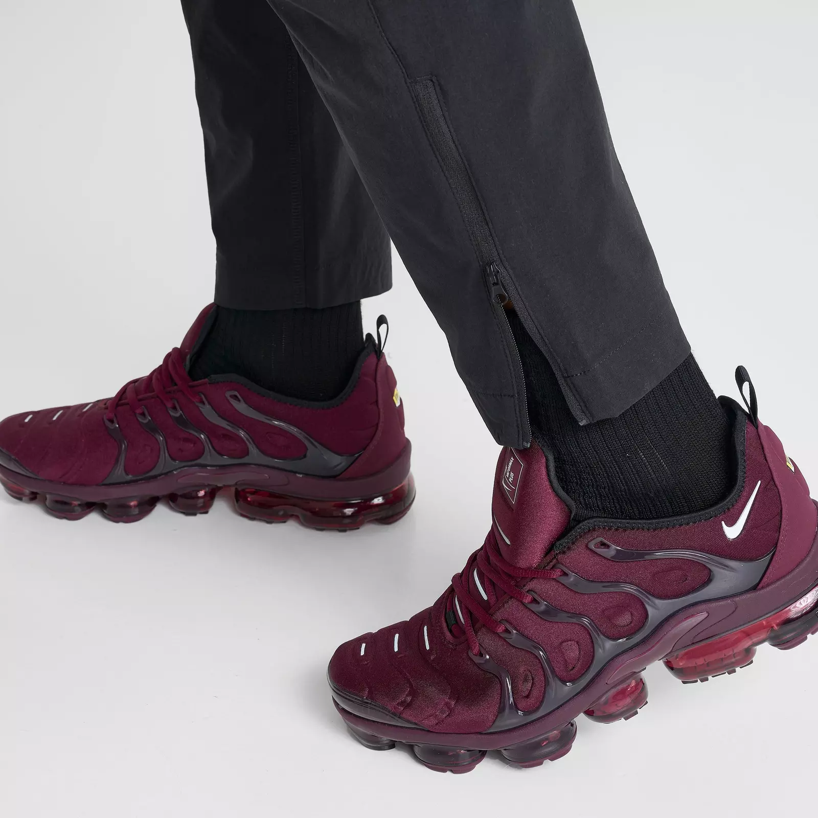 Nike  Tech Fleece Woven Windrunner Pants l N-1098