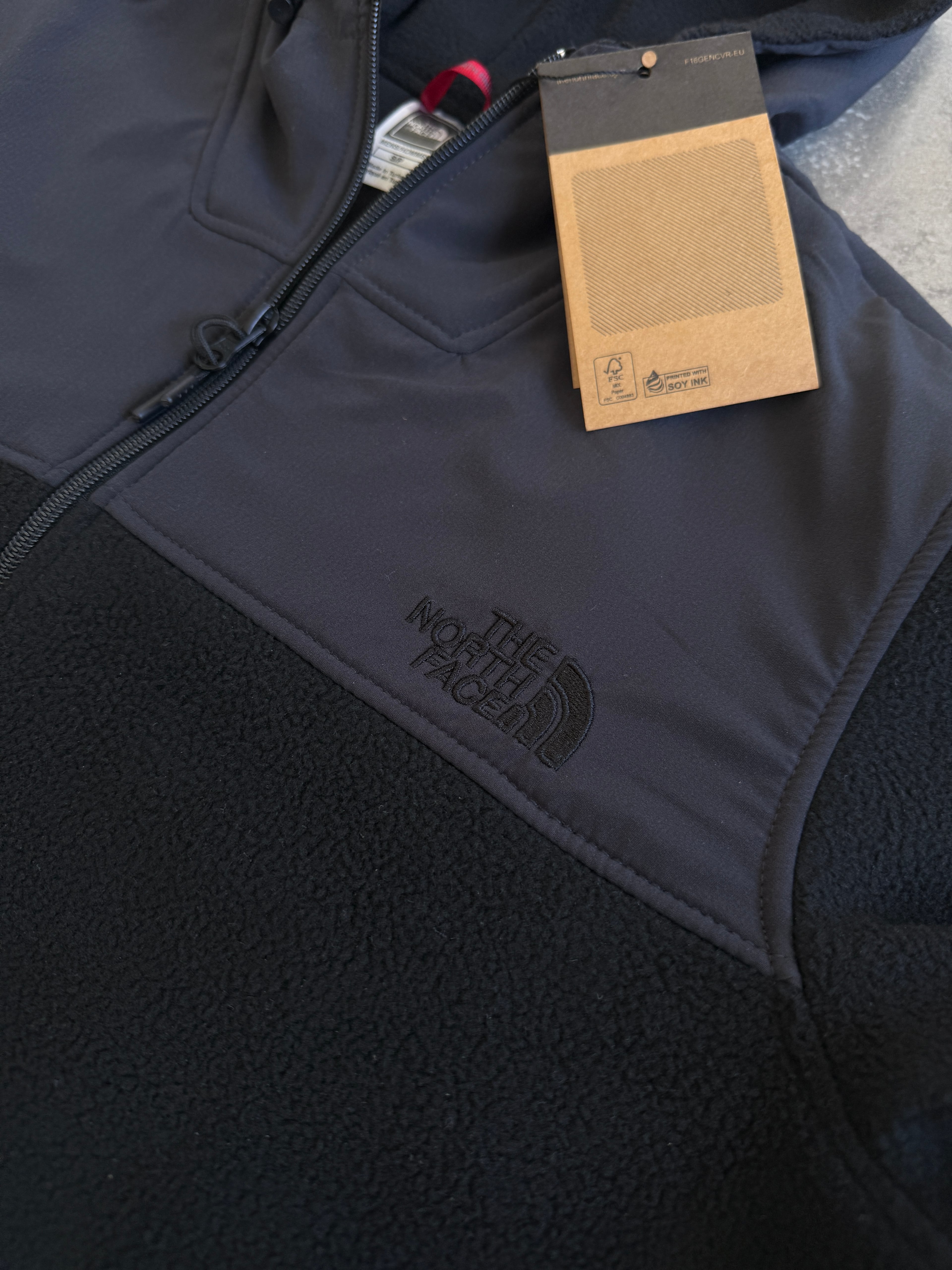 The N.F. Full Zip  Polar Premium l O-1001