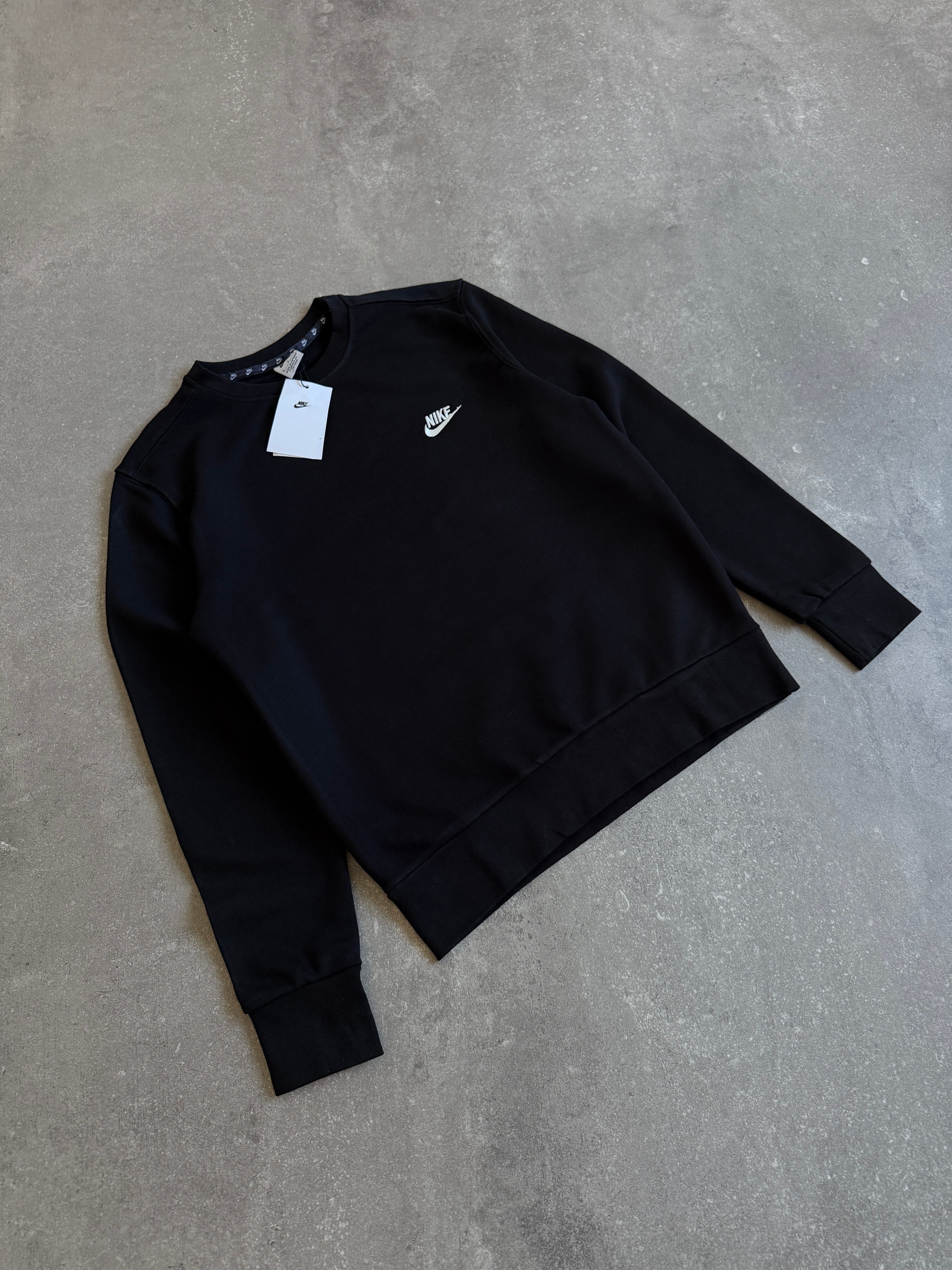 Nike Club Fleece  Sweatshirt l N-1105