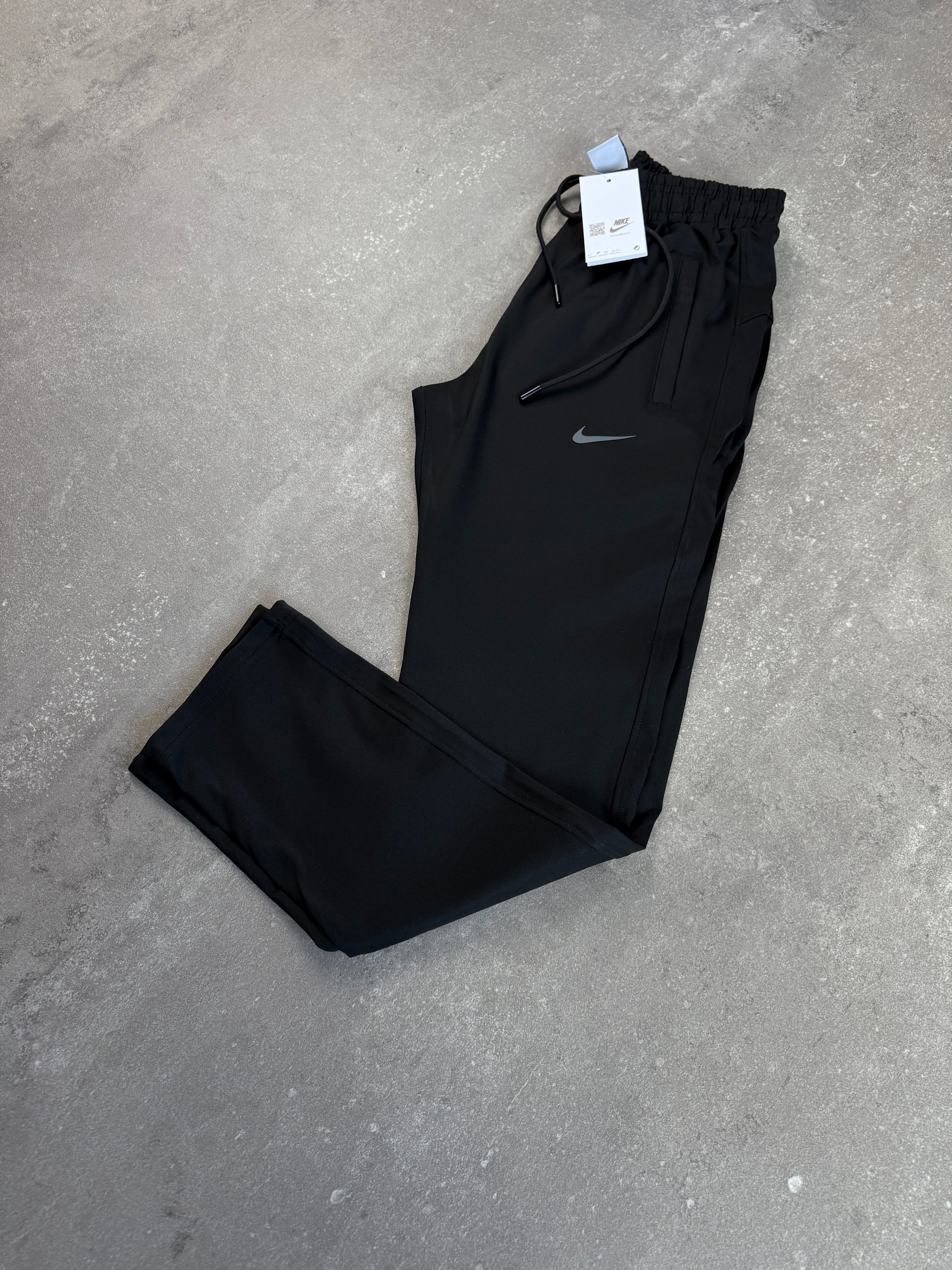 Nike Swoosh Scuba Kumaş Düz Paça Eşofman Altı l  N-1108