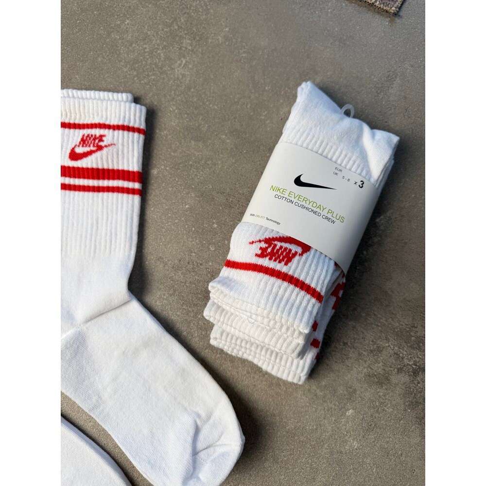 Nike  Everyday  Basic Uzun Çorap  l N-1038