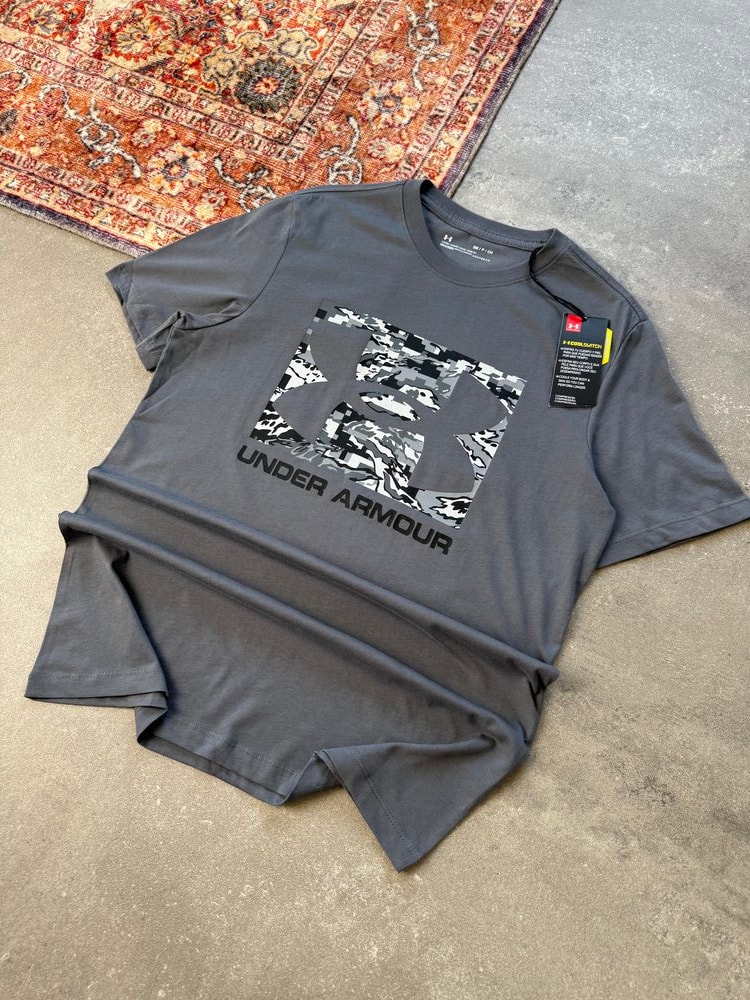 U.A. Camo Boxed Logo T-Shirt | UA-1009