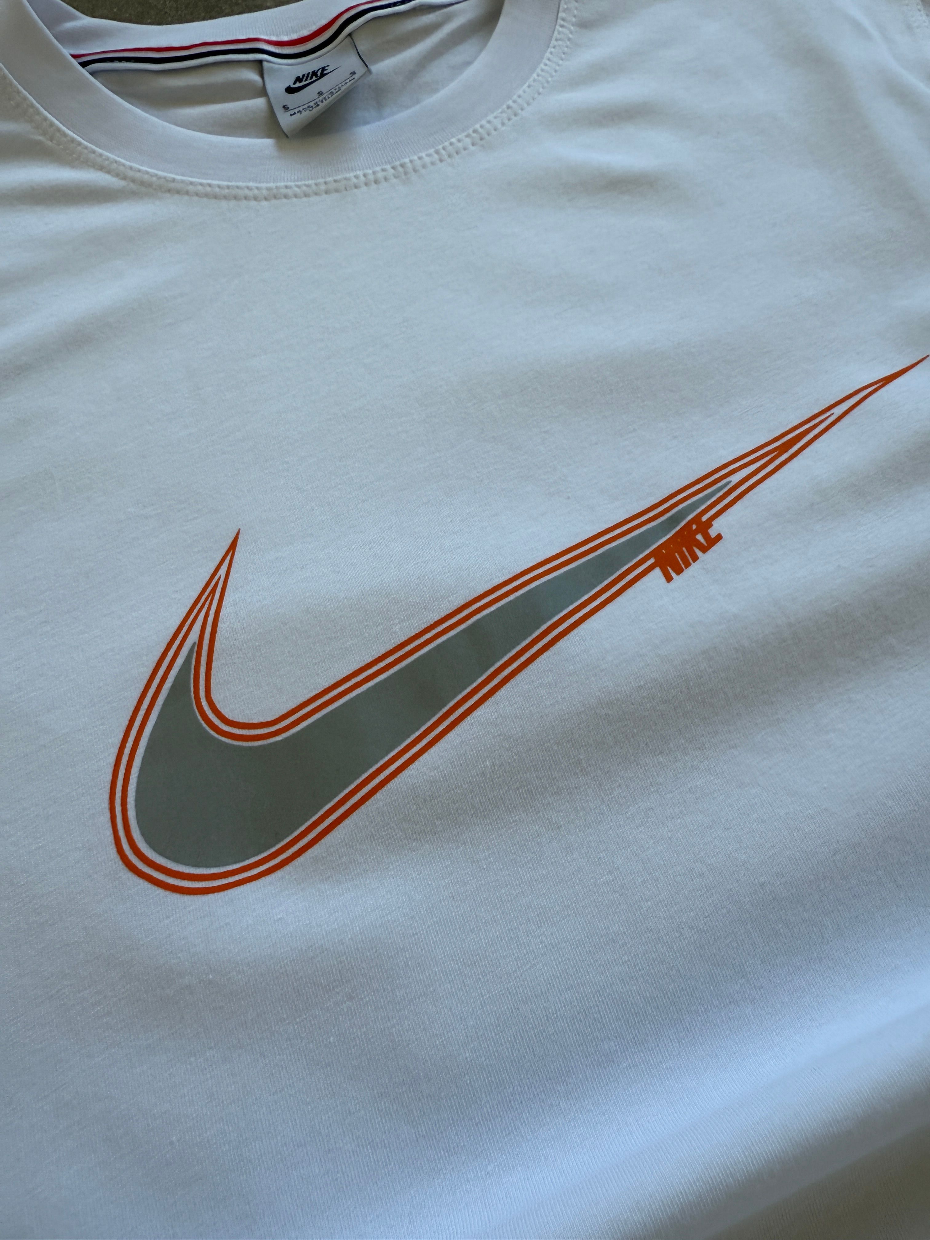 Nike Swoosh Logo  T-Shirt |  N-1077