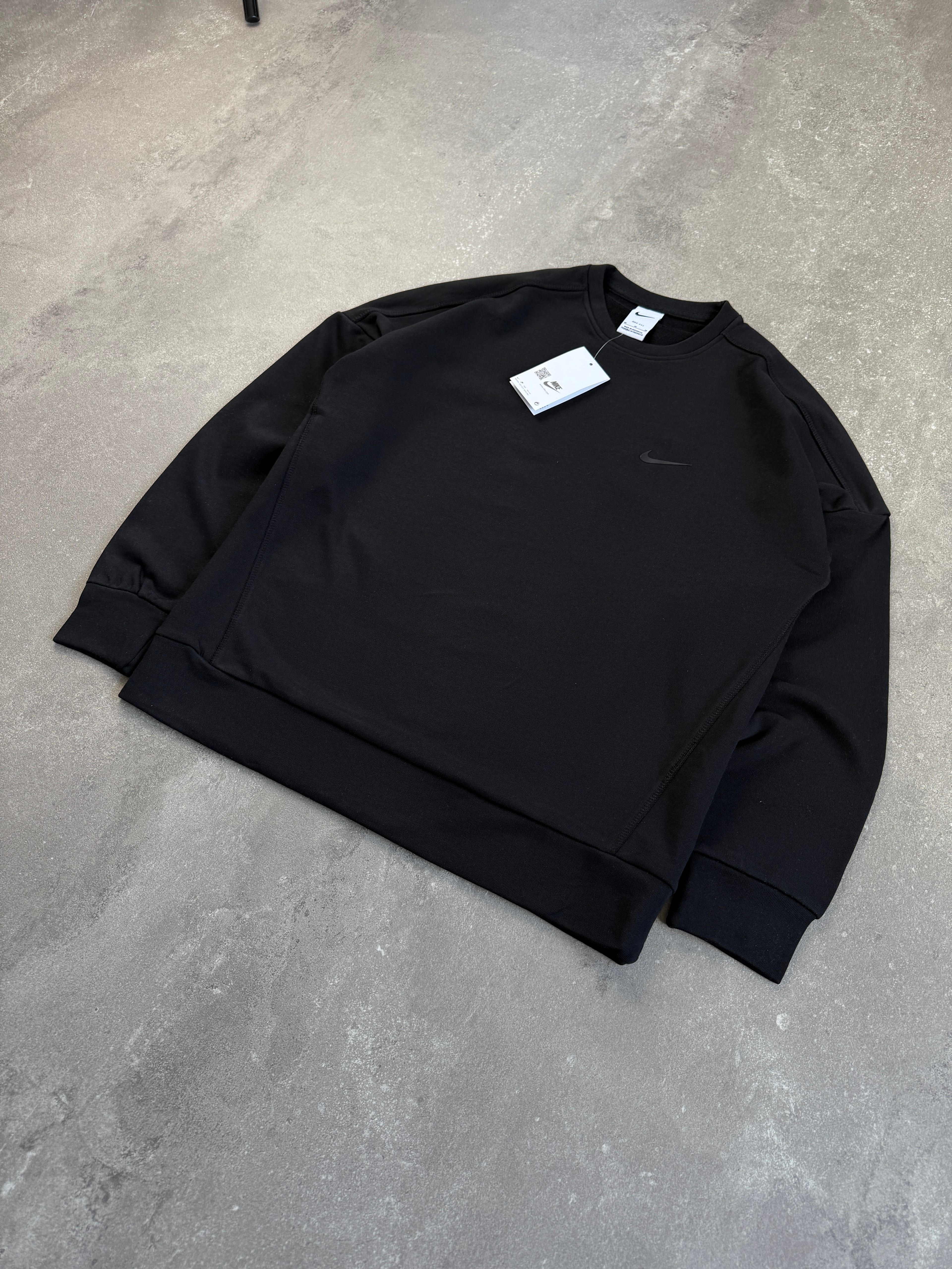 Nike Swoosh Logo Premium  Sweatshirt l N-1107
