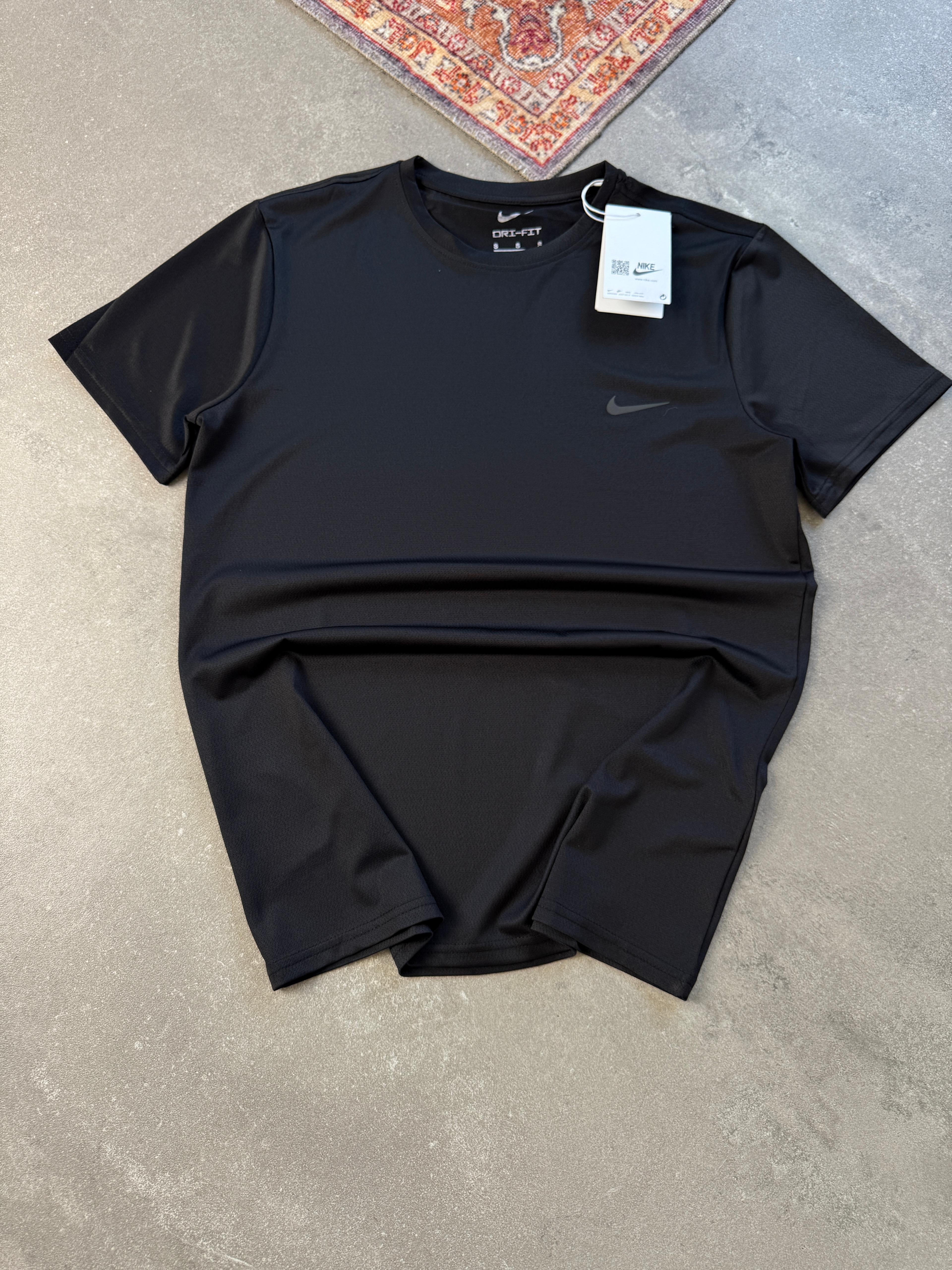 Nike Mini Logo Clima Kumaş İşleme T-Shirt |  N-1070