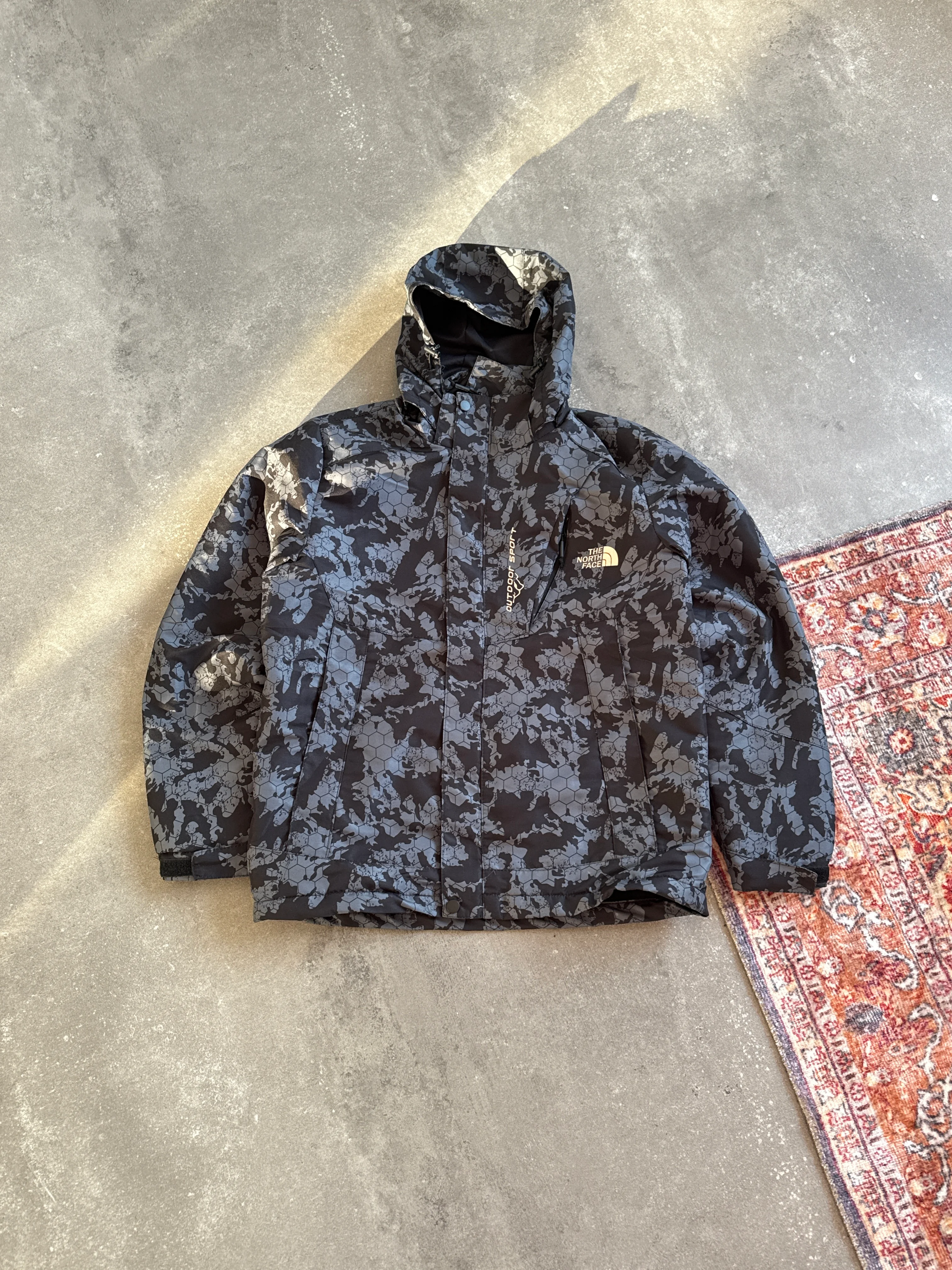 The N.F. Desenli Premium İçi Polarlı Mont l O-1007