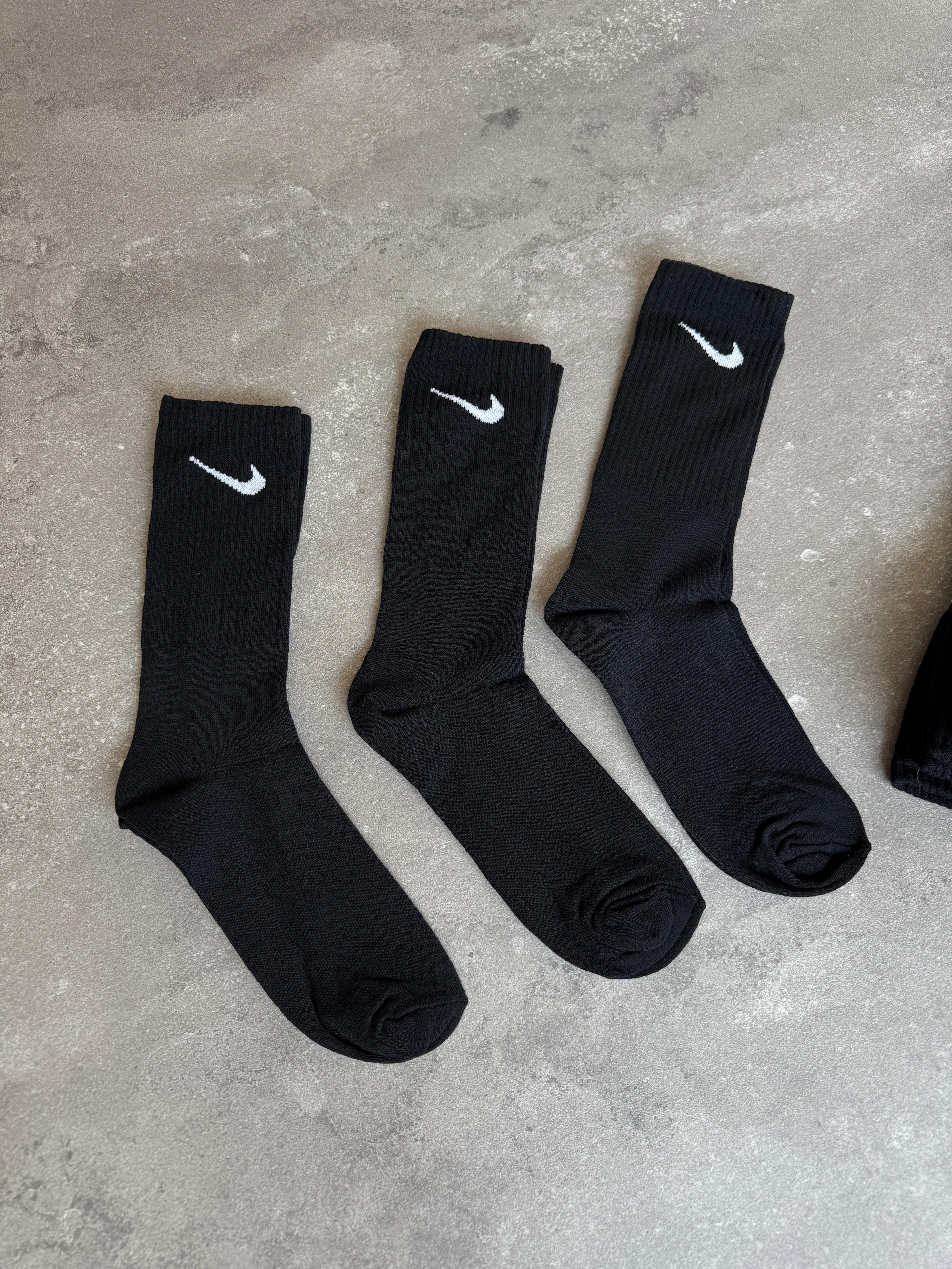 Nike  Everyday  Basic Uzun Çorap  l N-1041