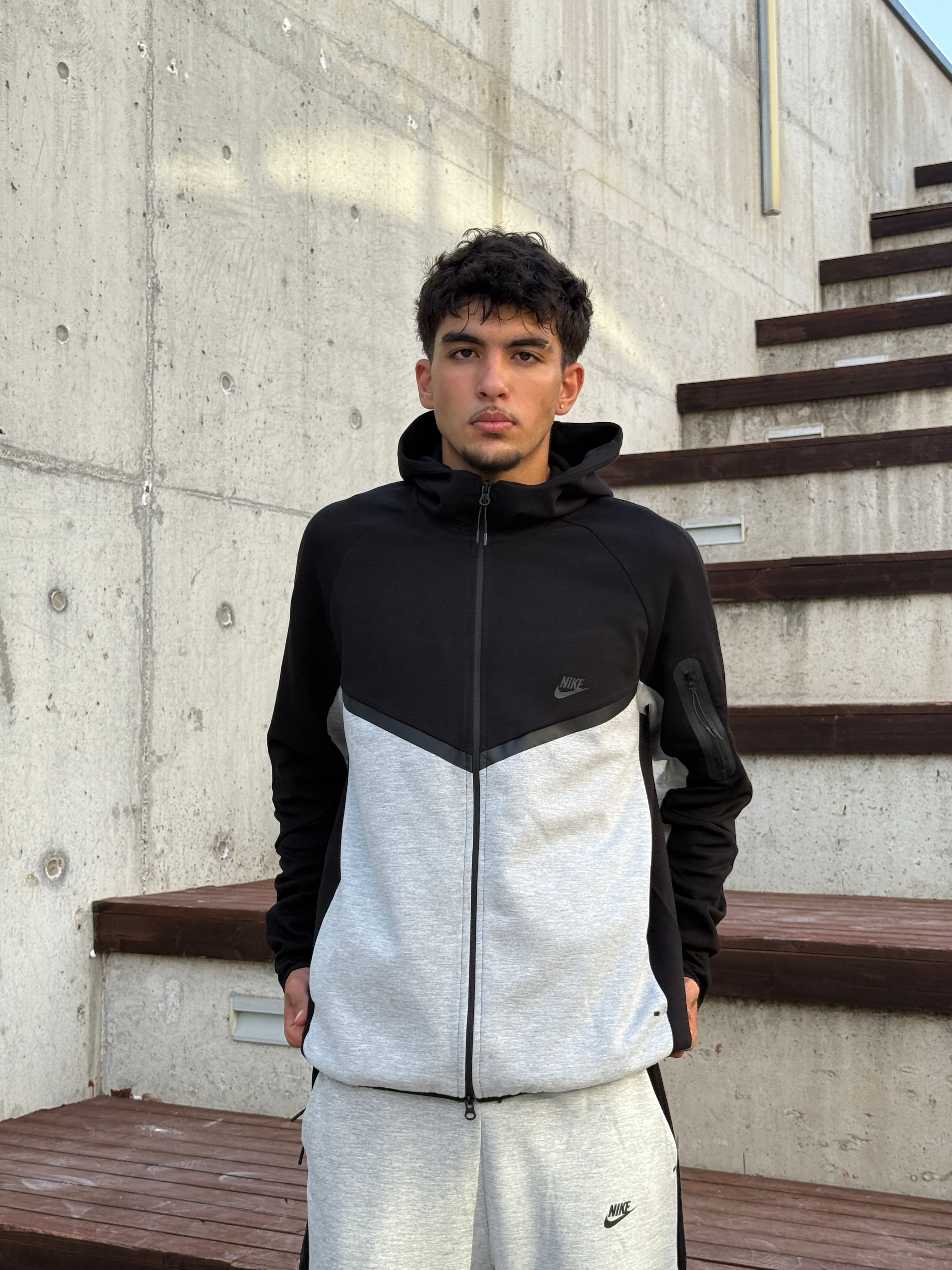Nike  Tech Fleece Full Zip Hoodie l N-1092 - Gri-Siyah