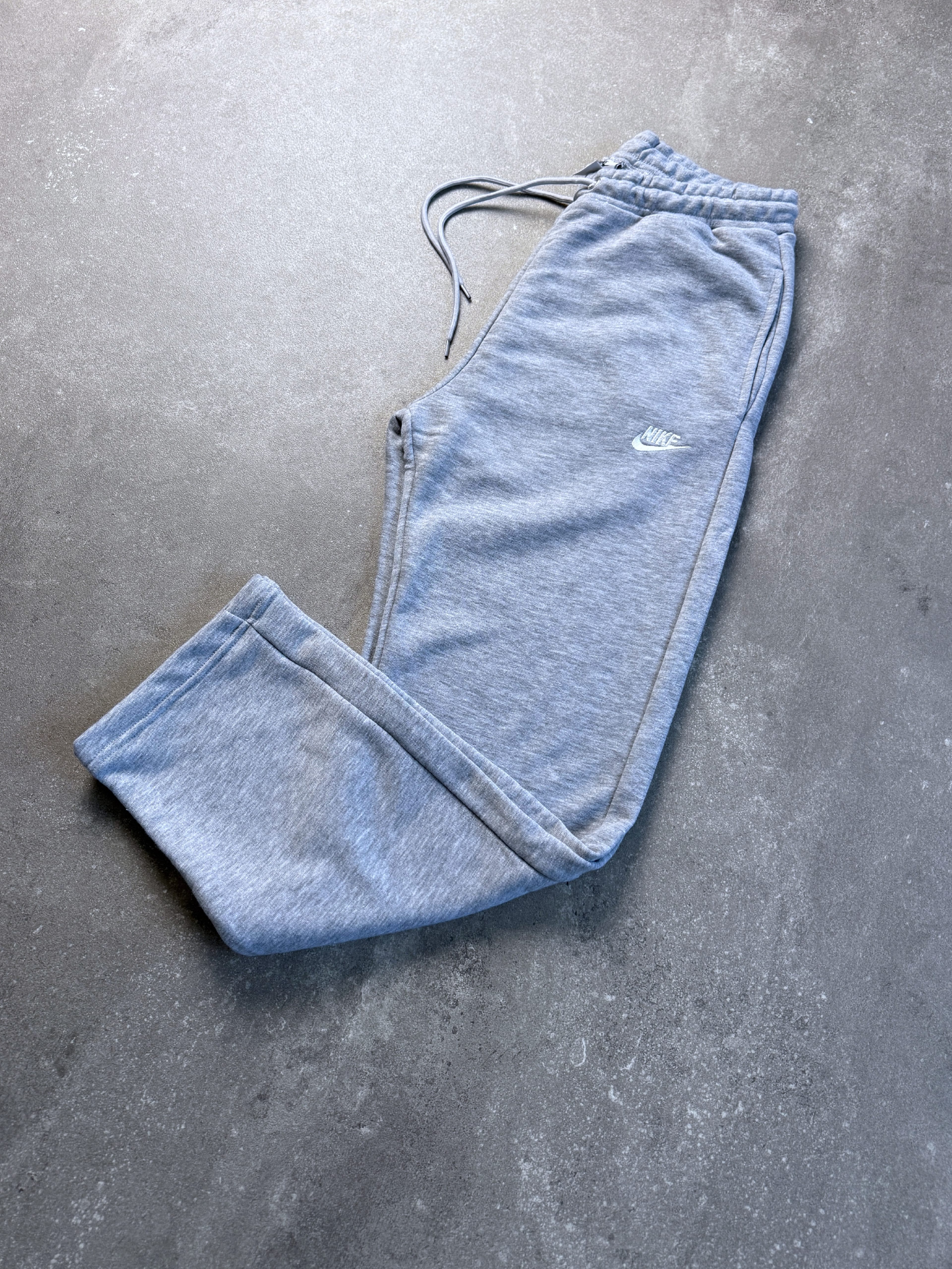 Nike Club Fleece Düz Paça Eşofman Altı l  N-1106 - Gri
