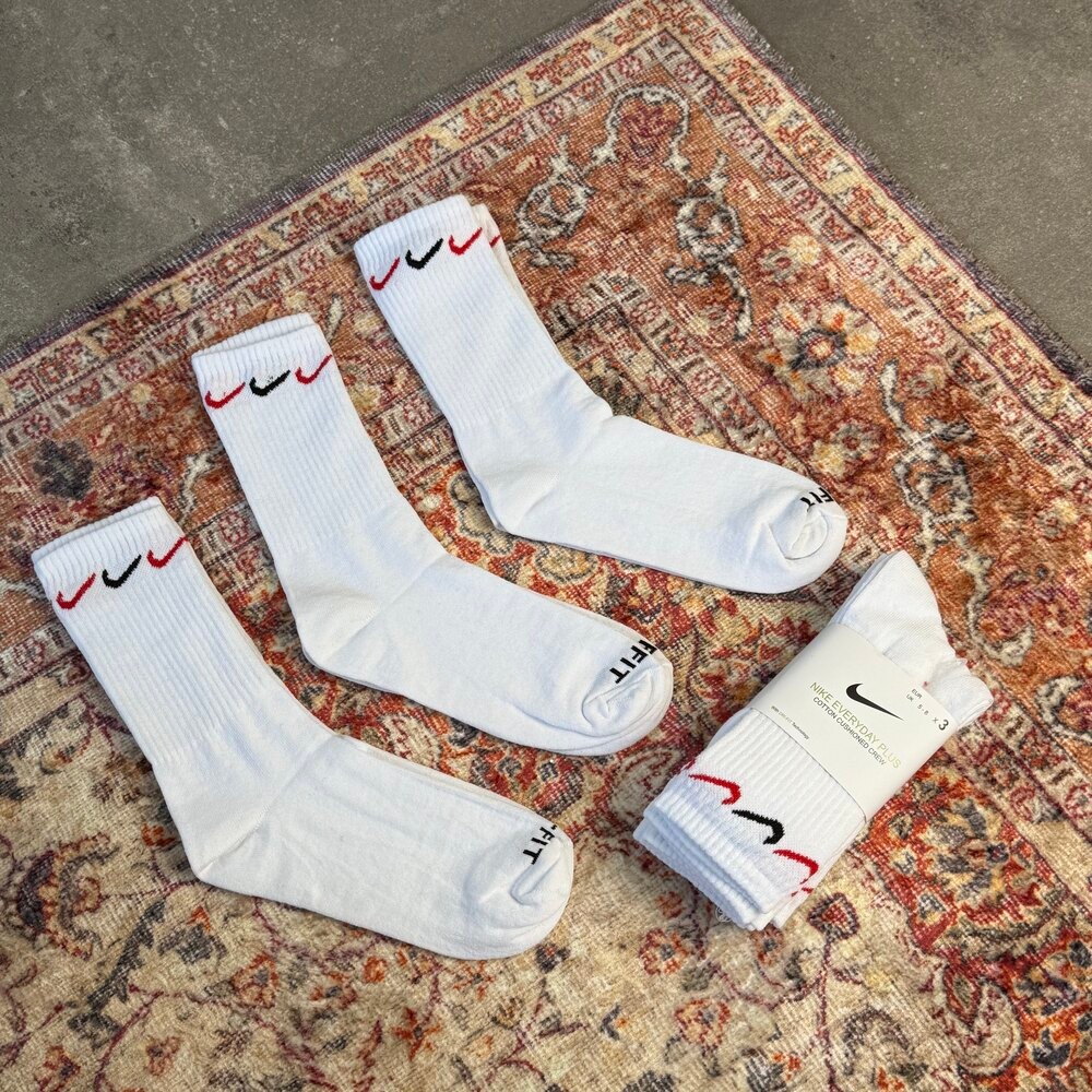 Nike  Everyday  Basic Uzun Çorap  l N-1004