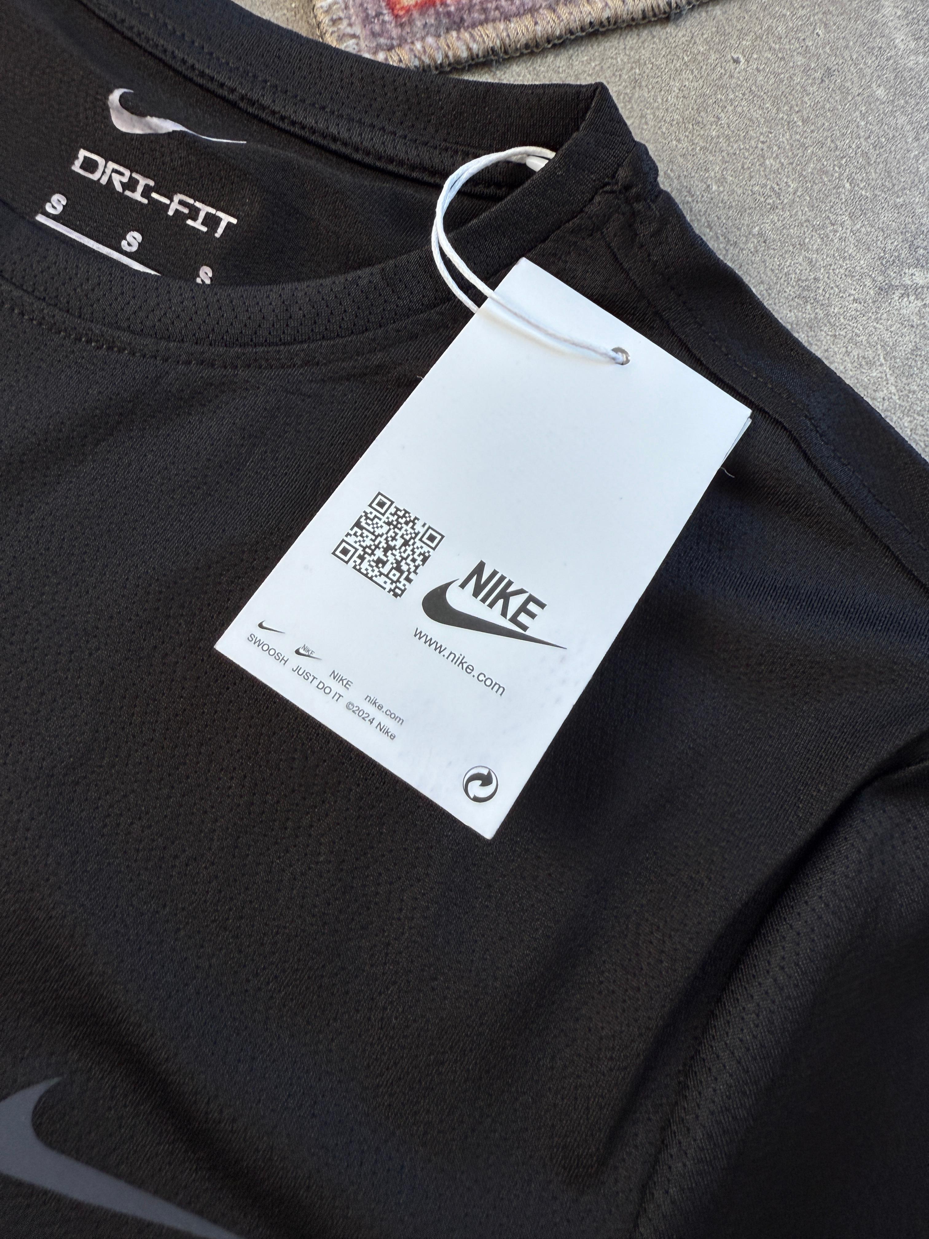 Nike Mini Logo Clima Kumaş İşleme T-Shirt |  N-1070