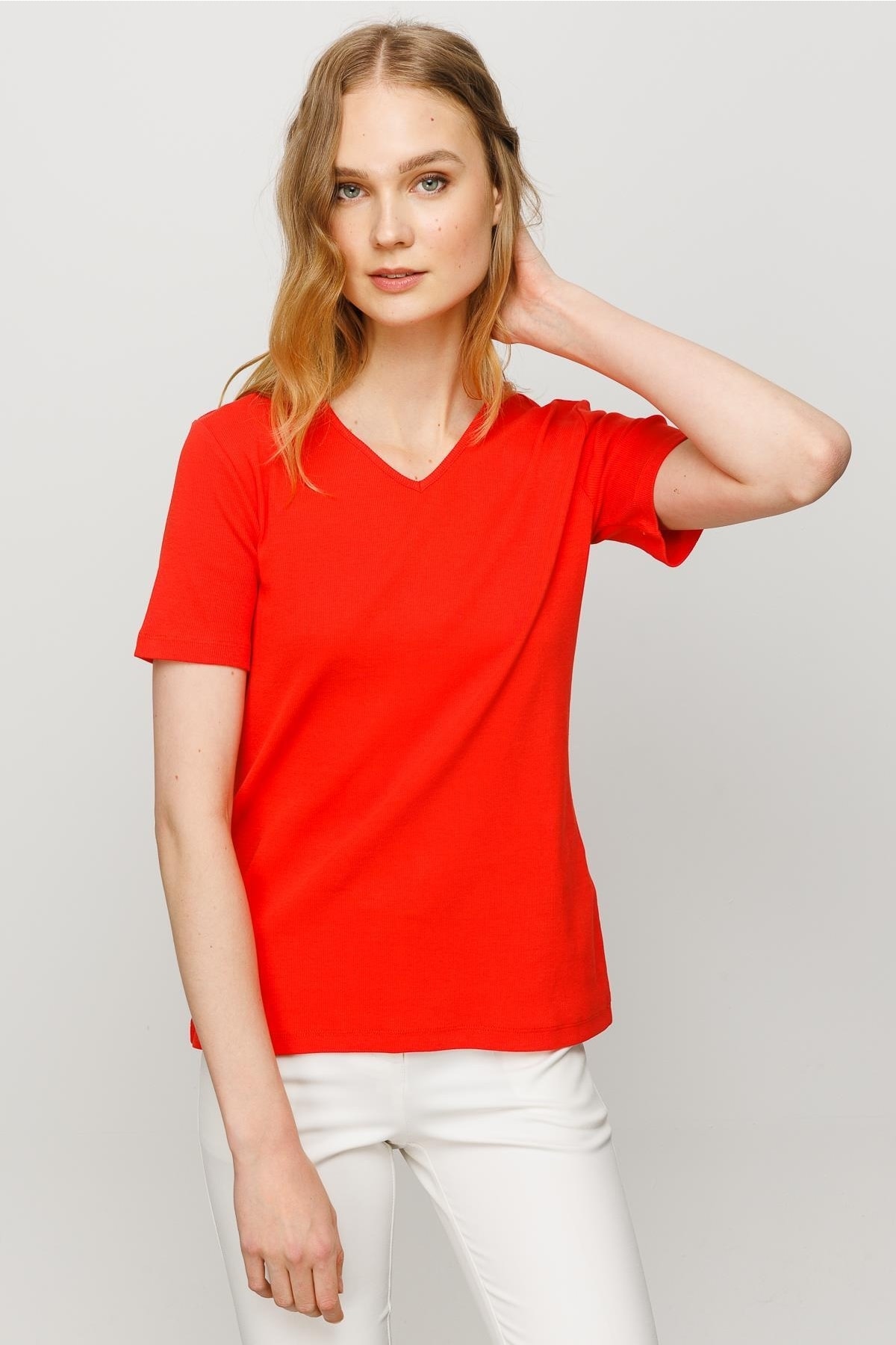 Kadın V Yaka Kaşkorse Pamuk T-shirt 23753