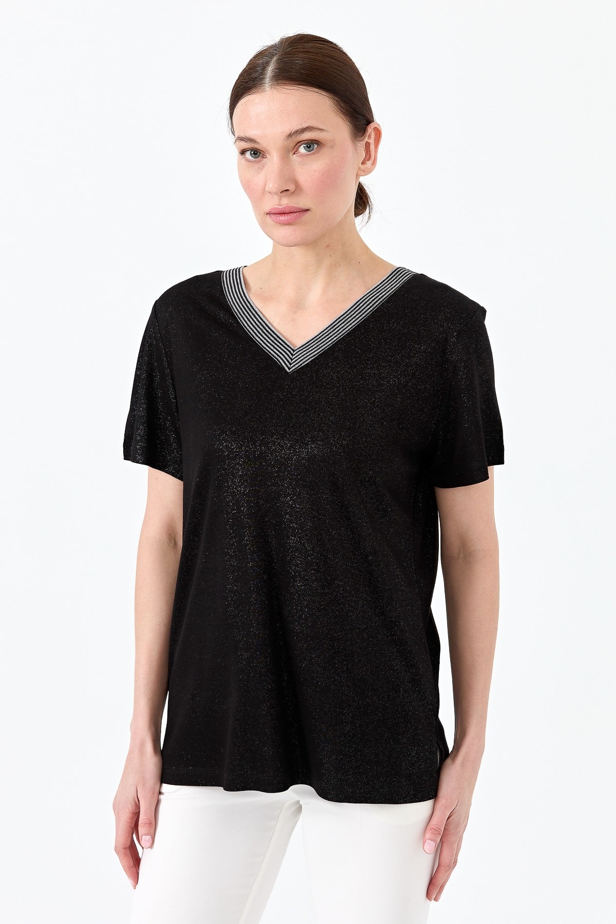 Kadın V Yaka Çizgili Penye T-shirt 23453 - Siyah