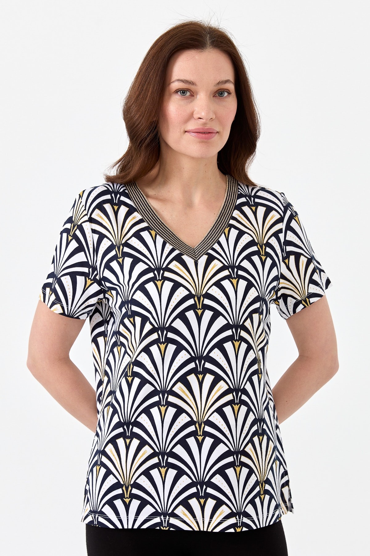 Kadın V Yaka Yelpaze Desenli Penye T-shirt 23468