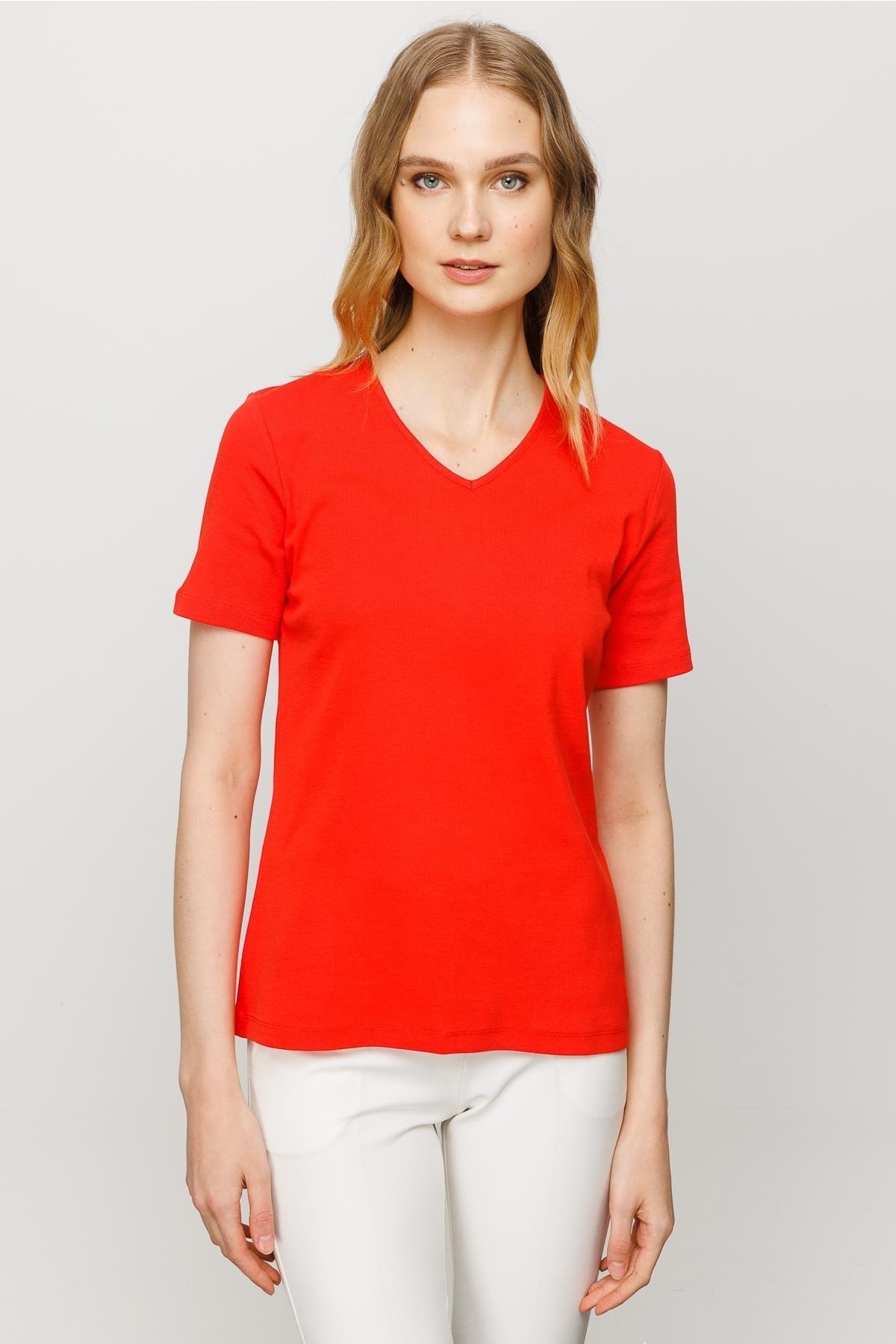 Kadın V Yaka Kaşkorse Pamuk T-shirt 23753