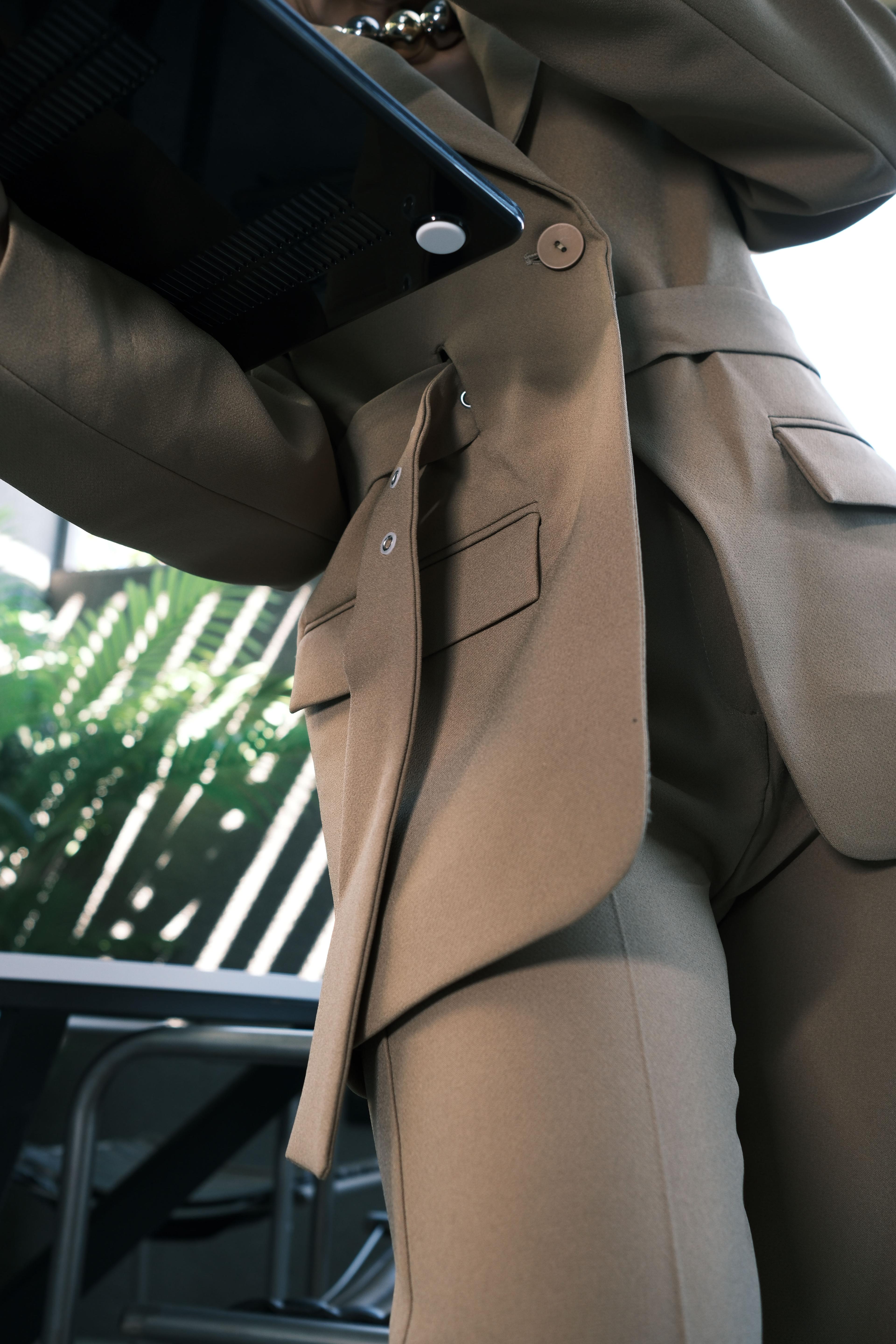 Olive Kemer Detaylı Kumaş Pantolon Ceket Takım