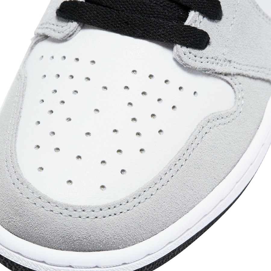 Air Jordan 1 High OG Light Smoke Grey