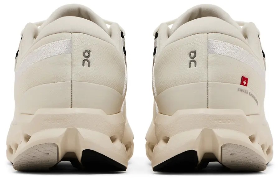 On Running Cloudsurfer 2 Ivory