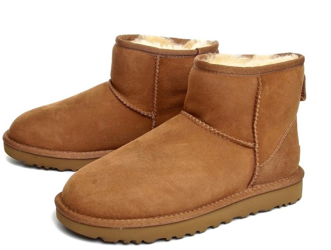 Mini uggs clearance classic