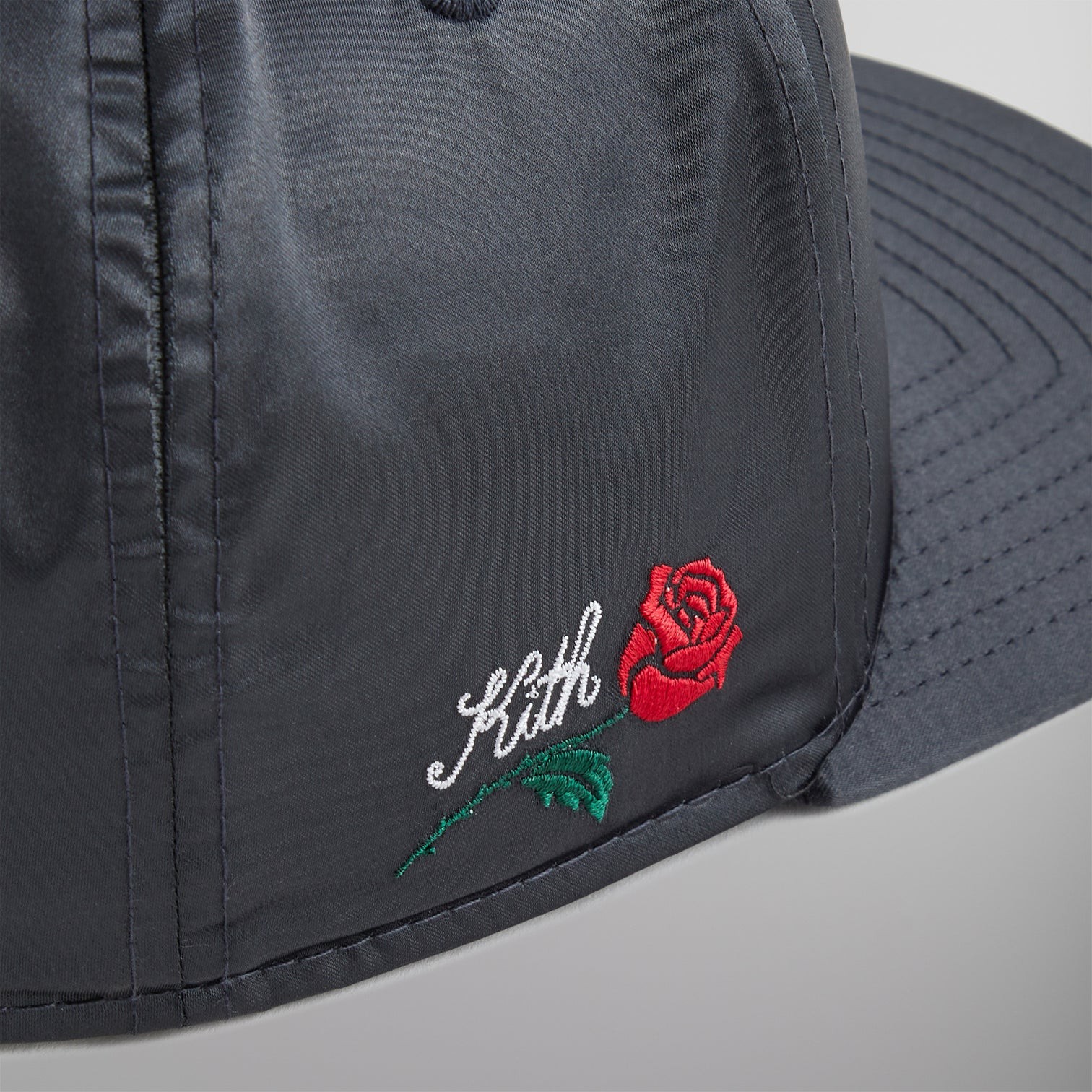 Kith & New Era for the New York Yankees Satin 9FORTY Snapback 'Vague'