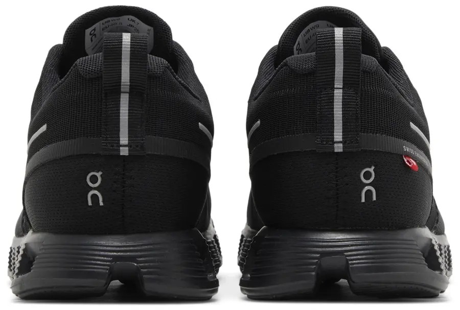 On Running Cloud 5 Waterproof All Black (Women's)