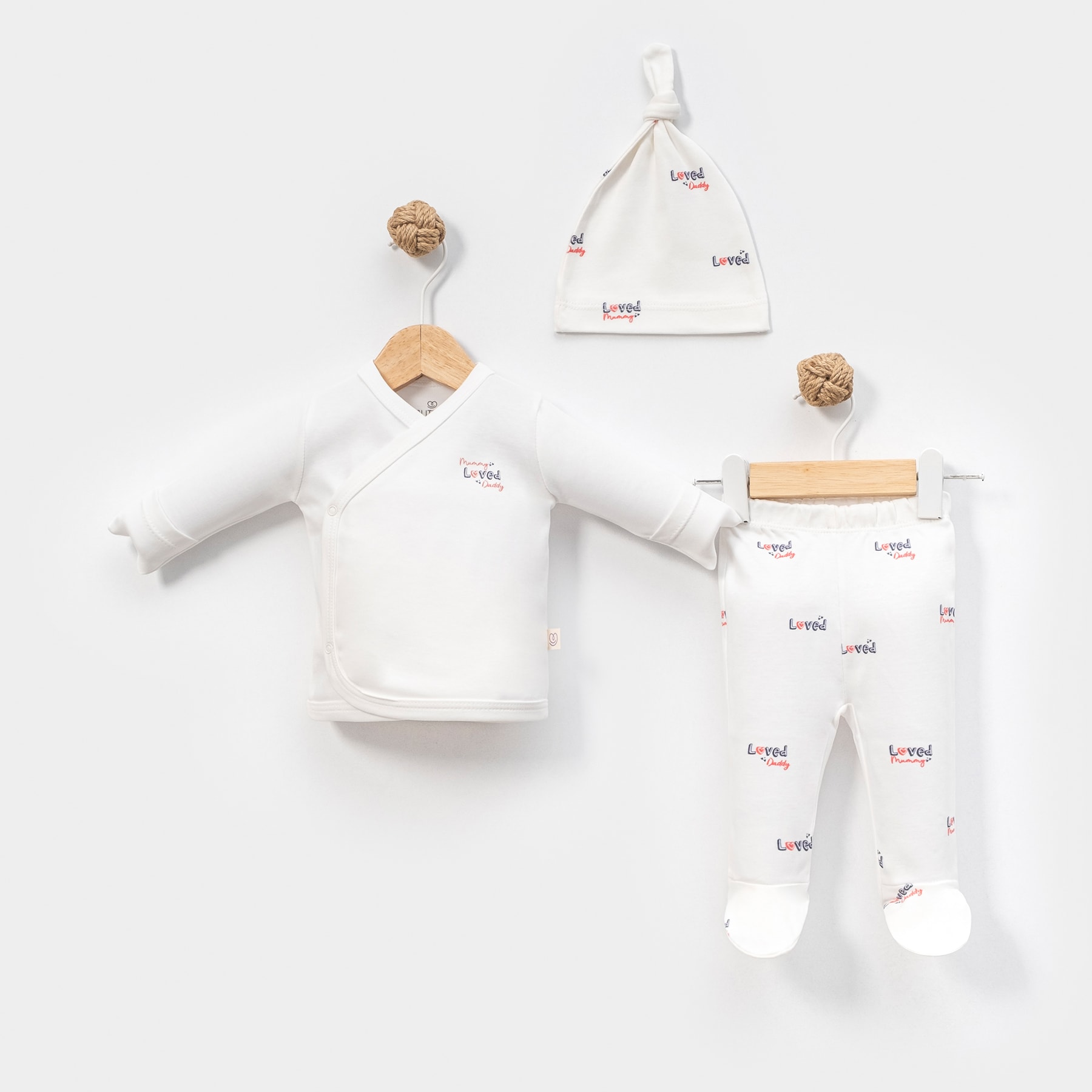 6'lı Loved Mom - Dad Hastane Çıkışı-Body-Tulum-Patik Yeni Doğan Set