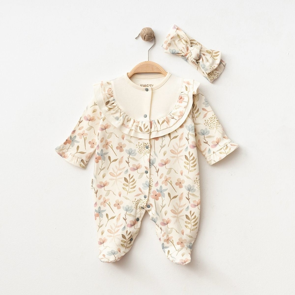 2'li Kız Bebek Roba Fırfırlı Çiçek Desen Tulum ve Bandana Set Krem