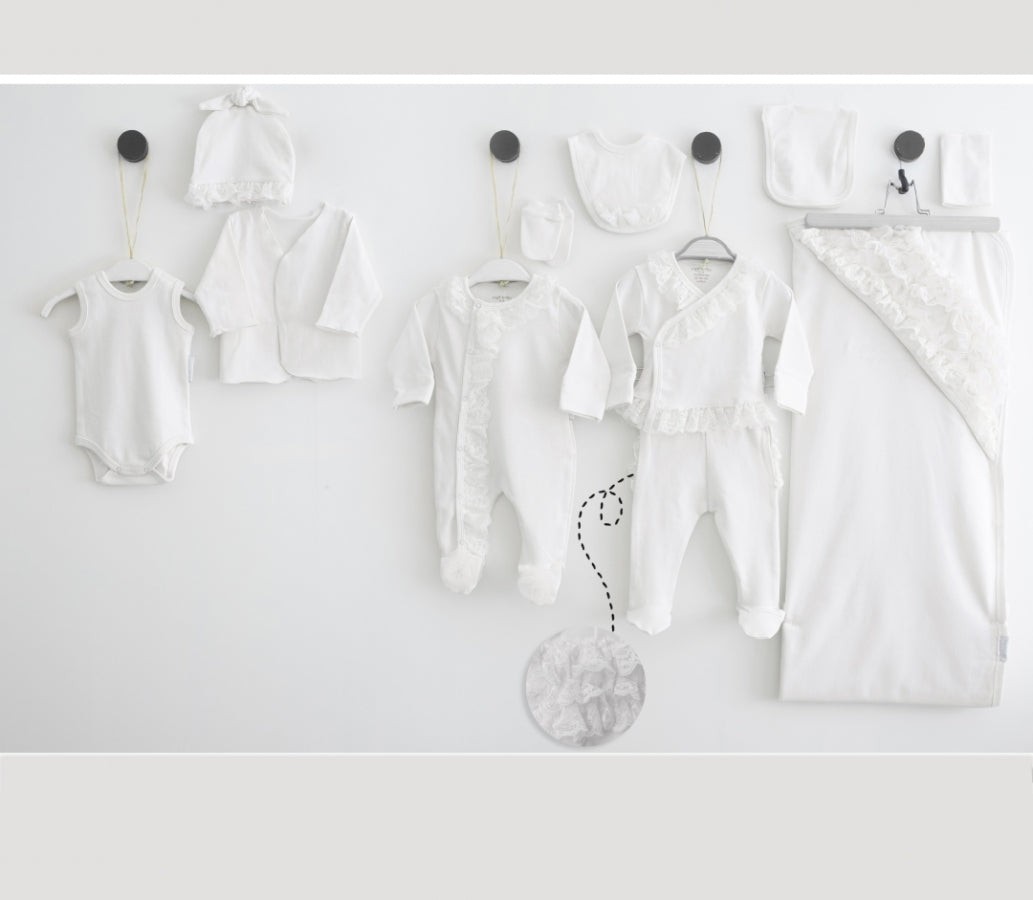 10'lu Kız Bebek Dantelli Ekru Hastane Çıkışı Set