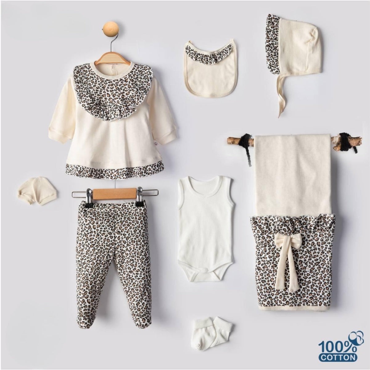 8'li Kız Bebek Leopar Hastane Çıkışı Set (Krem-Bej)