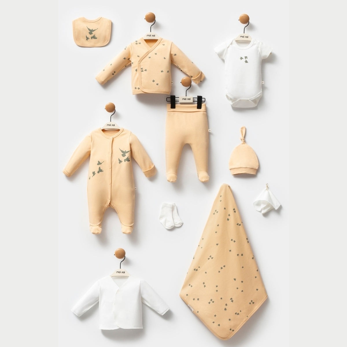10'lu Kız Bebek Kuş Desen Sarı Hastane Çıkışı Set