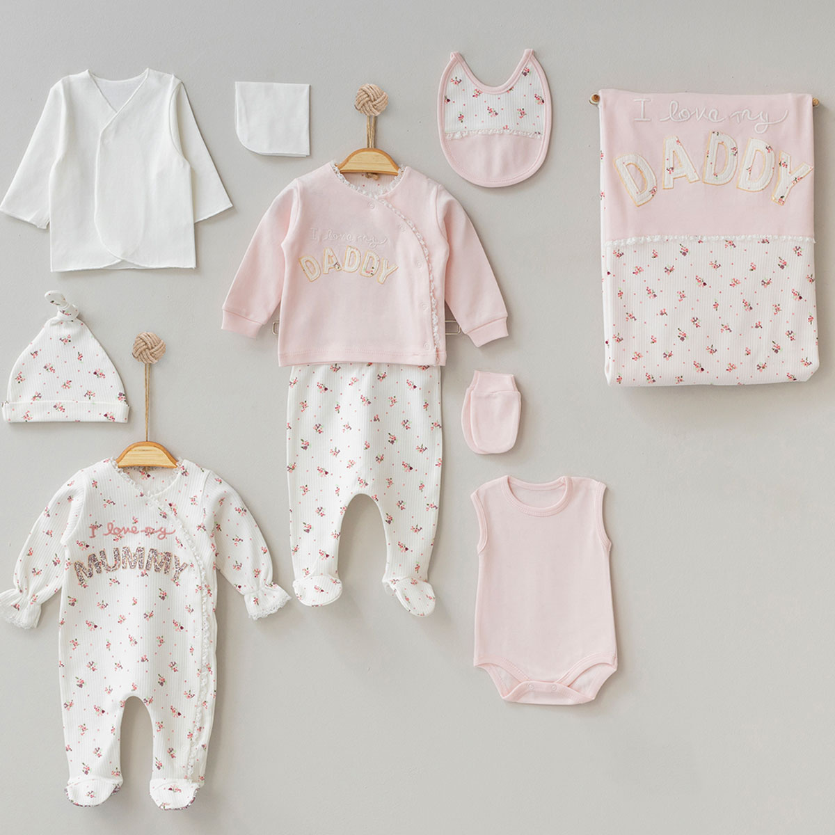 10'lu Kız Bebek Daddy Pembe Hastane Çıkışı Set