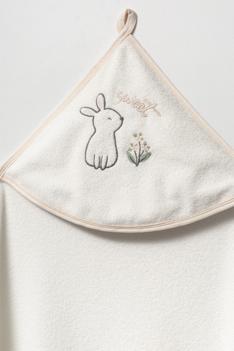 Kız Bebek Tavşan Desenli Bornoz Set