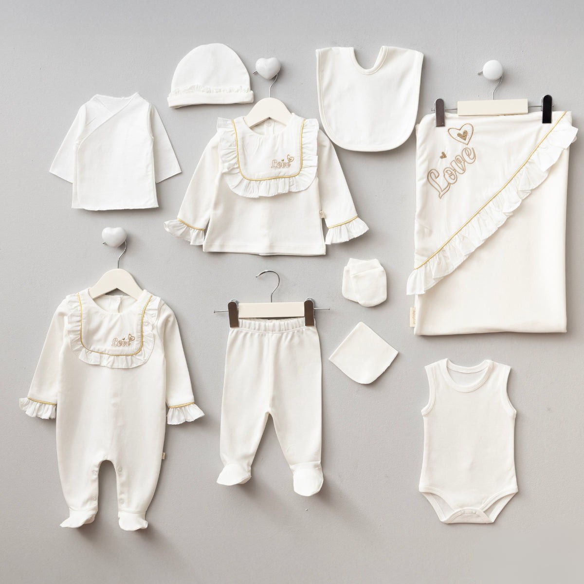 10'lu Krem Kız Bebek Kalpli Love Hastane Çıkışı Set