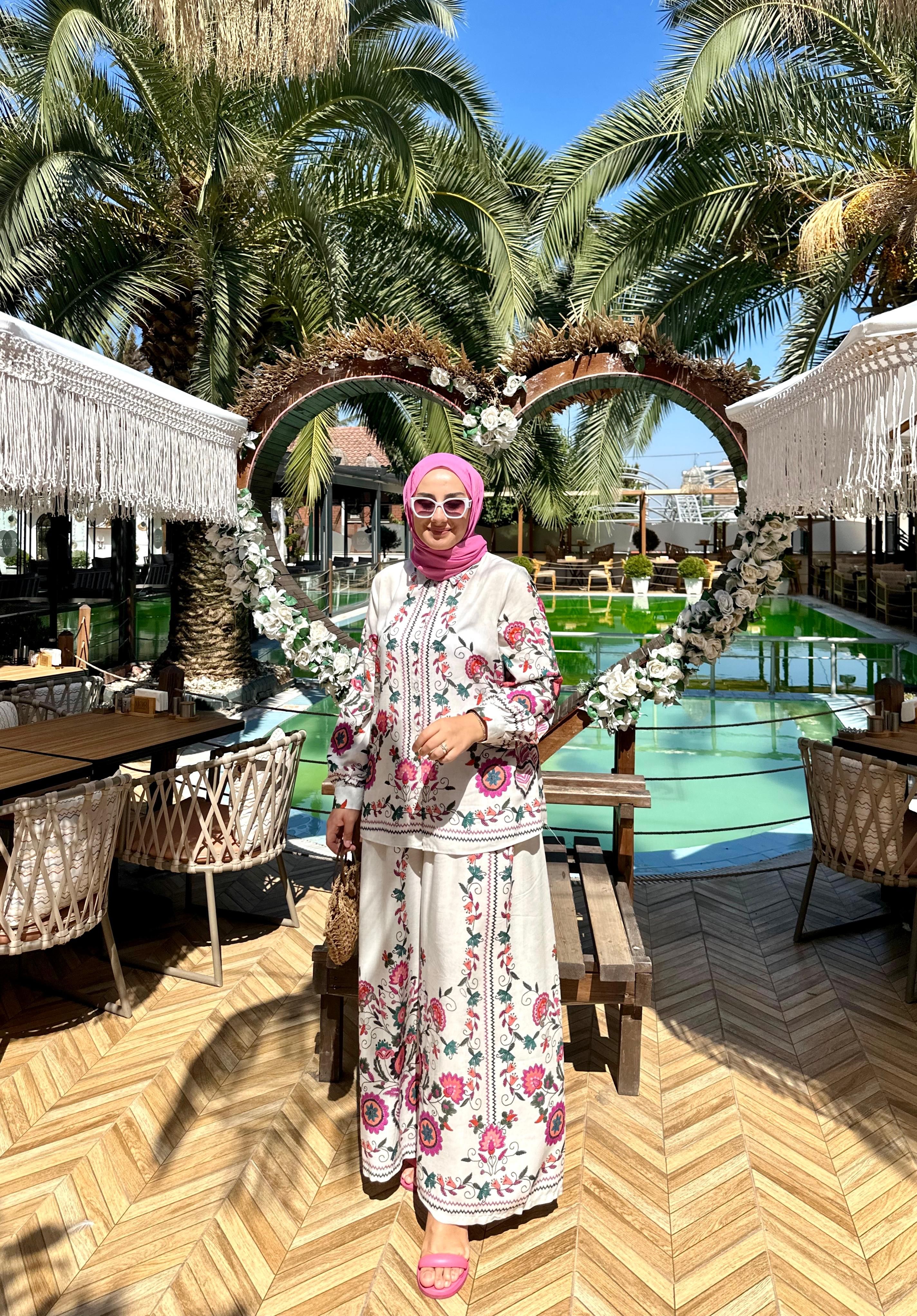 Liza Viskon Pembe Takım