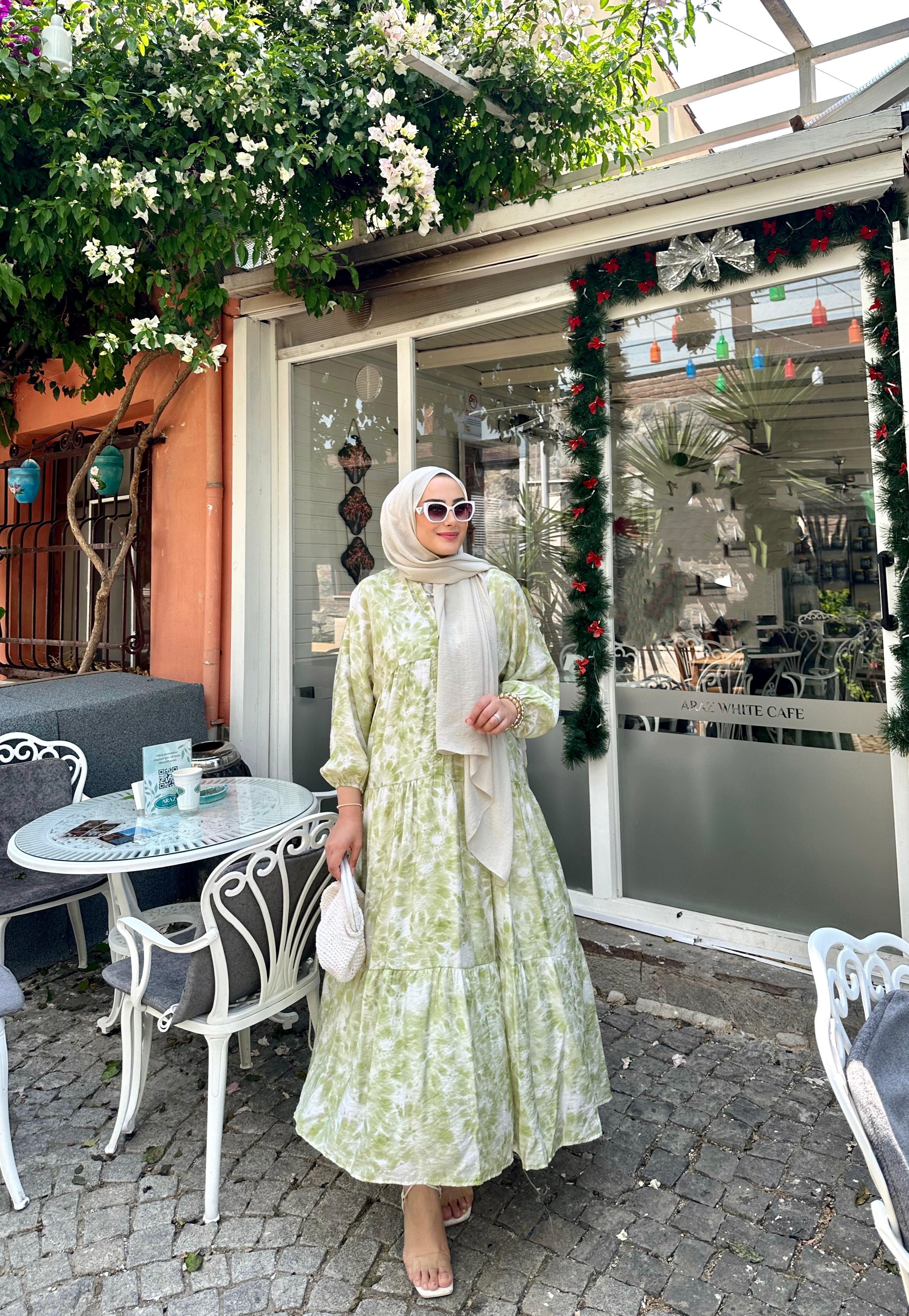 Batik Çiçek Yeşil Elbise