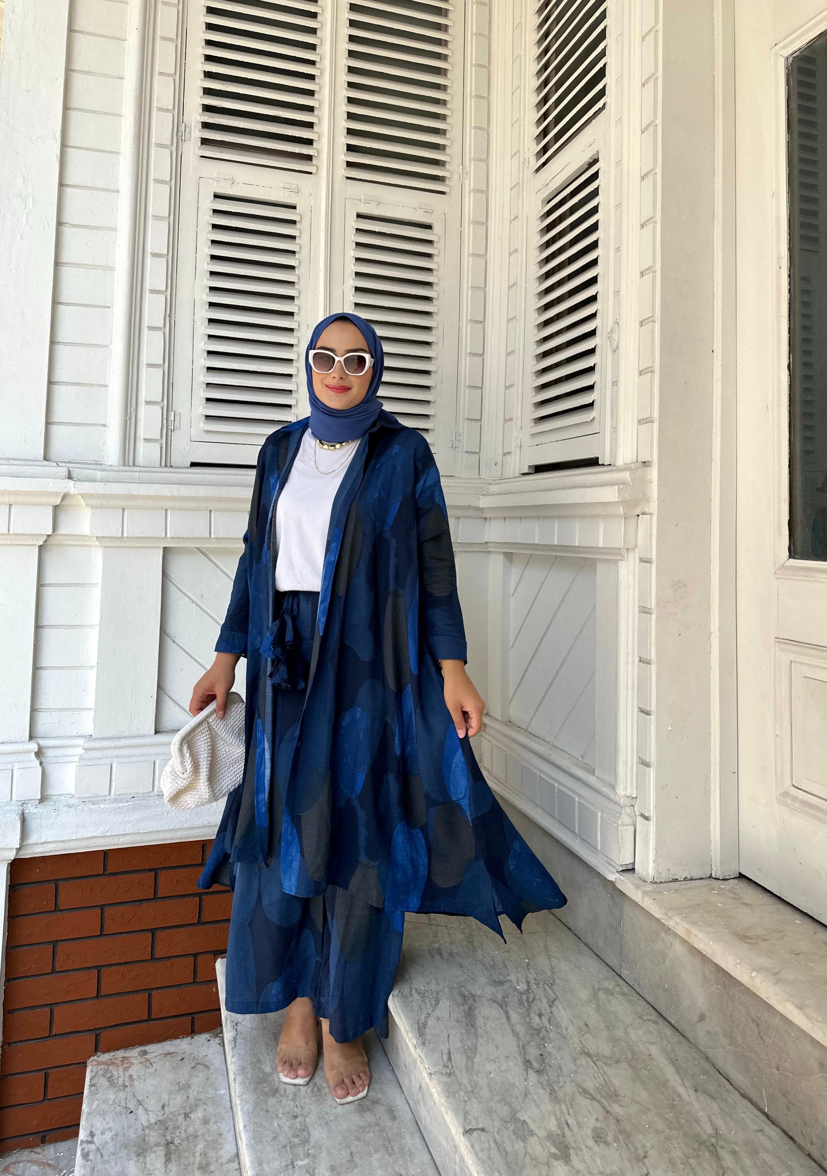 Gloria Lacivert Takım